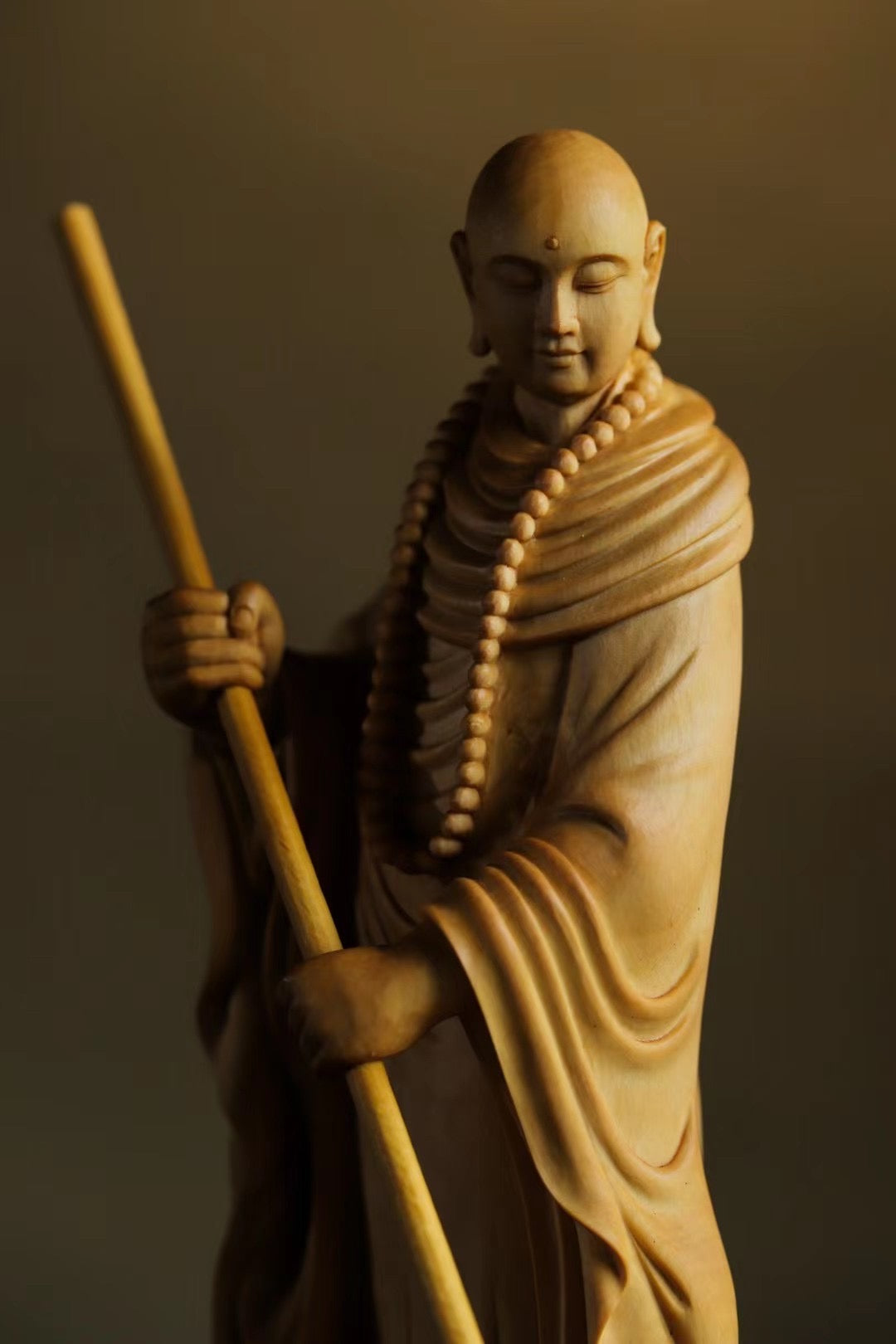 Boxwood Sweeping Monk