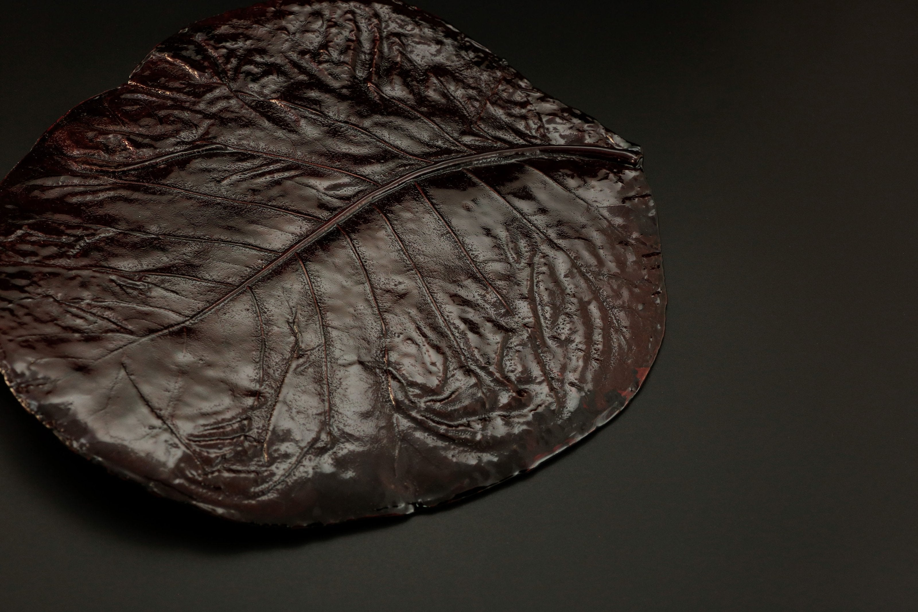Mr. Valley Lacquer Leaf Tea Tray