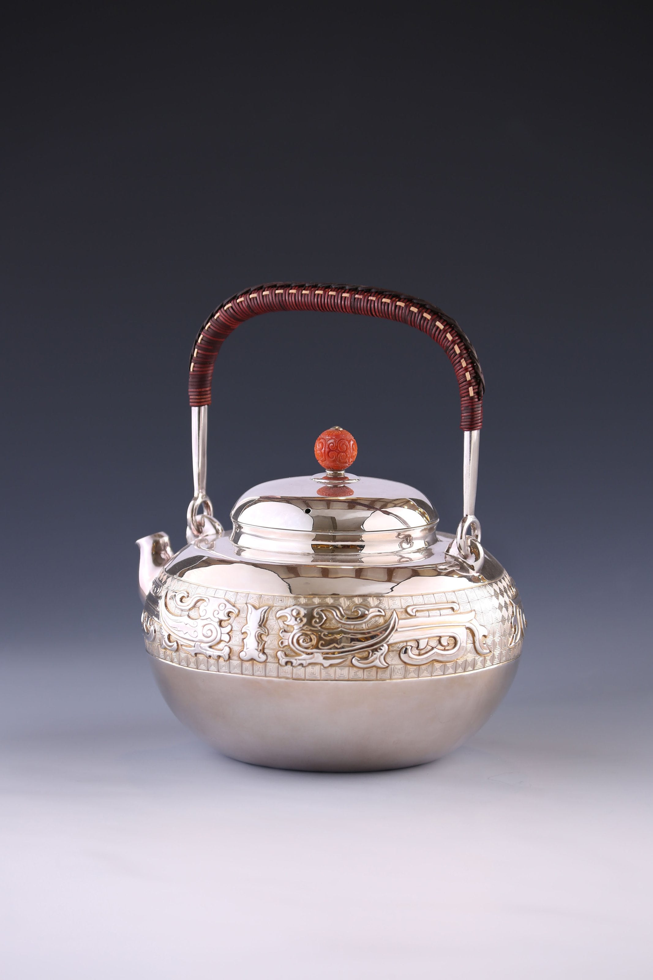 Southern Red Agate Phoenix Silver Pot