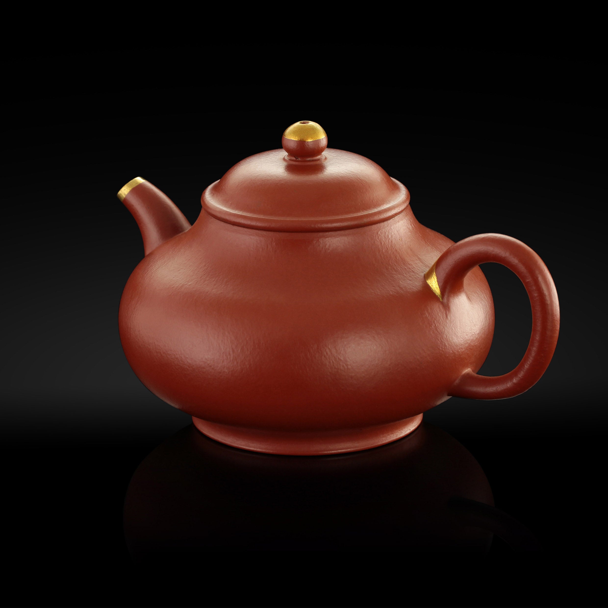 Gold-decorated Pan teapot - Small coal kiln red clay