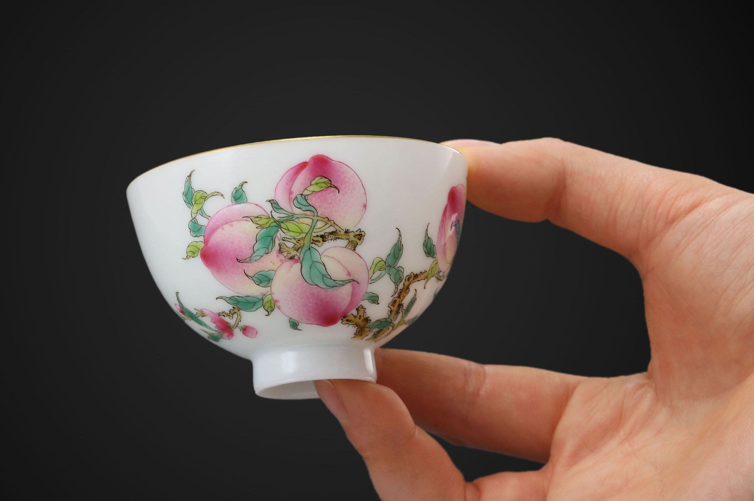 Famille Rose Gold Flower Peach Tea Holder/Fair Cup/Chicken Heart Cup