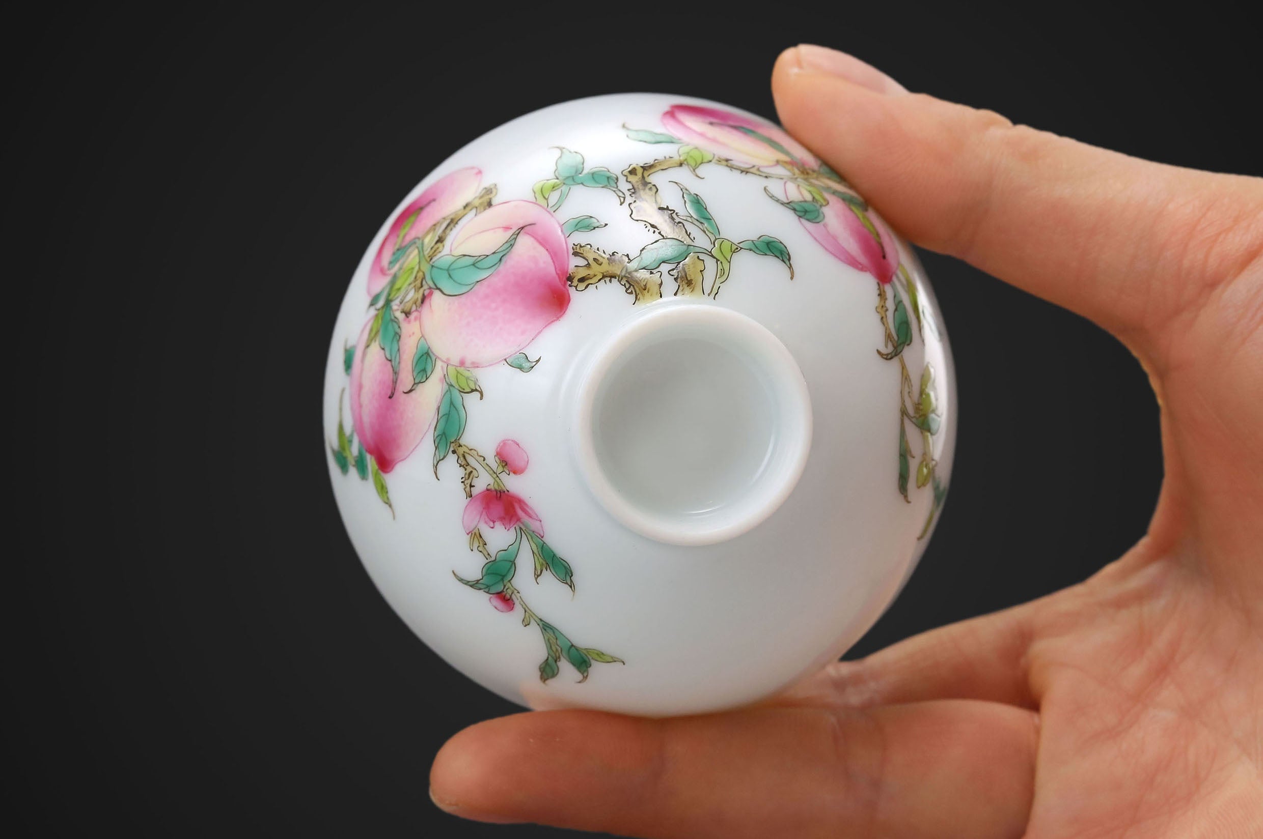Famille Rose Gold Flower Peach Tea Holder/Fair Cup/Chicken Heart Cup