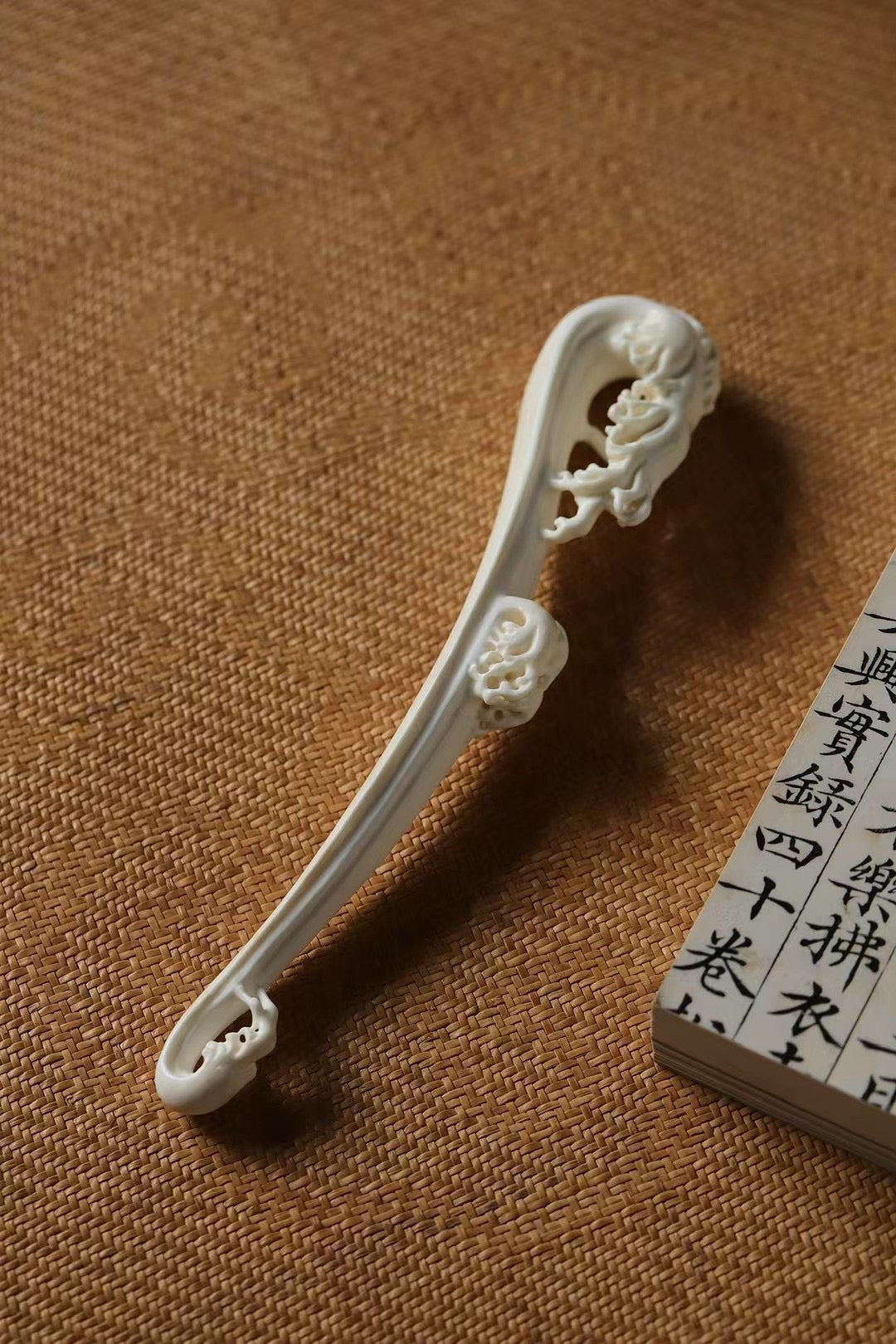 Deer antlers, smooth sailing, and auspicious pen rest