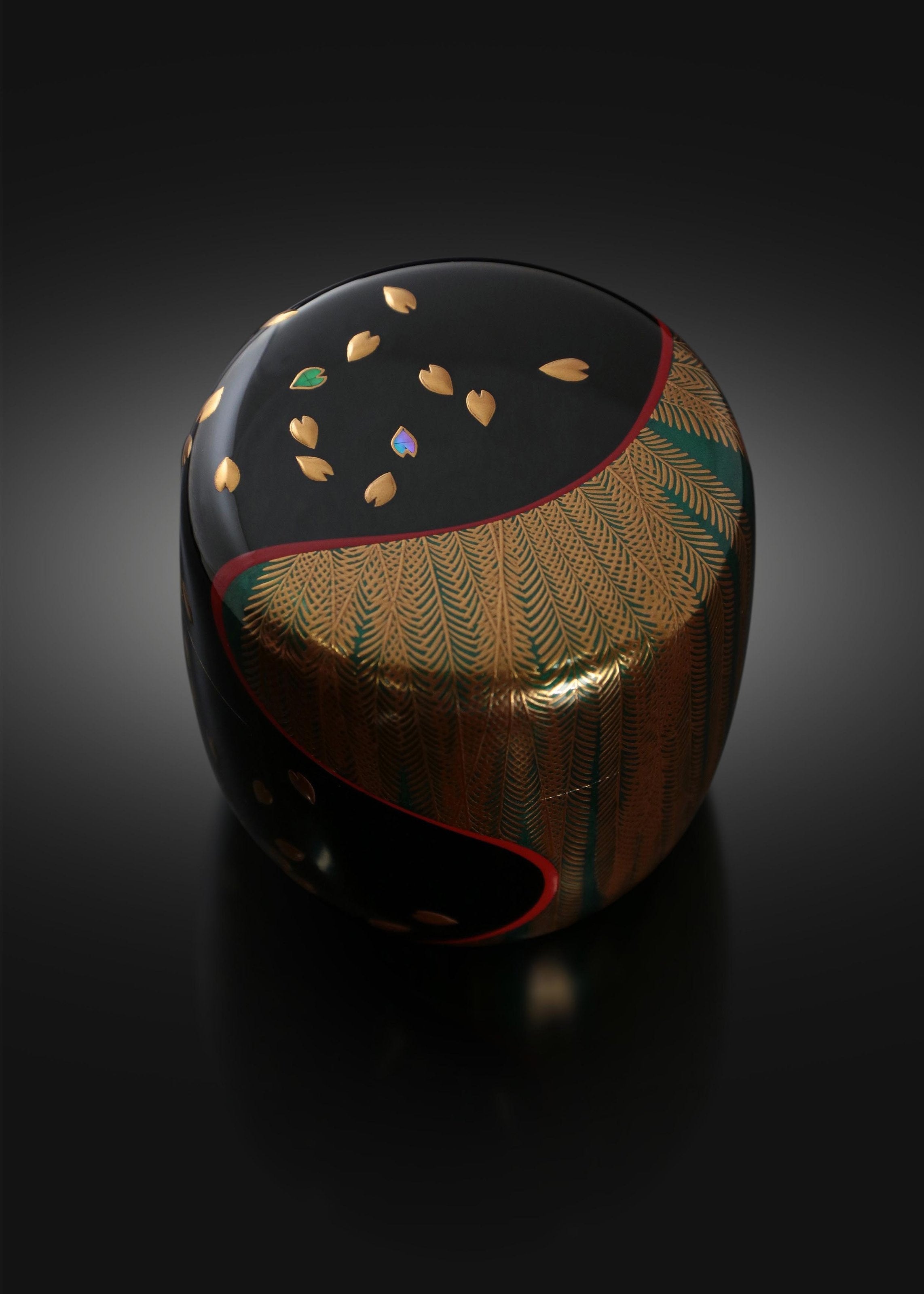 Spring Tea and Jujube Painting | Works by Lacquerware Master Matsuyama