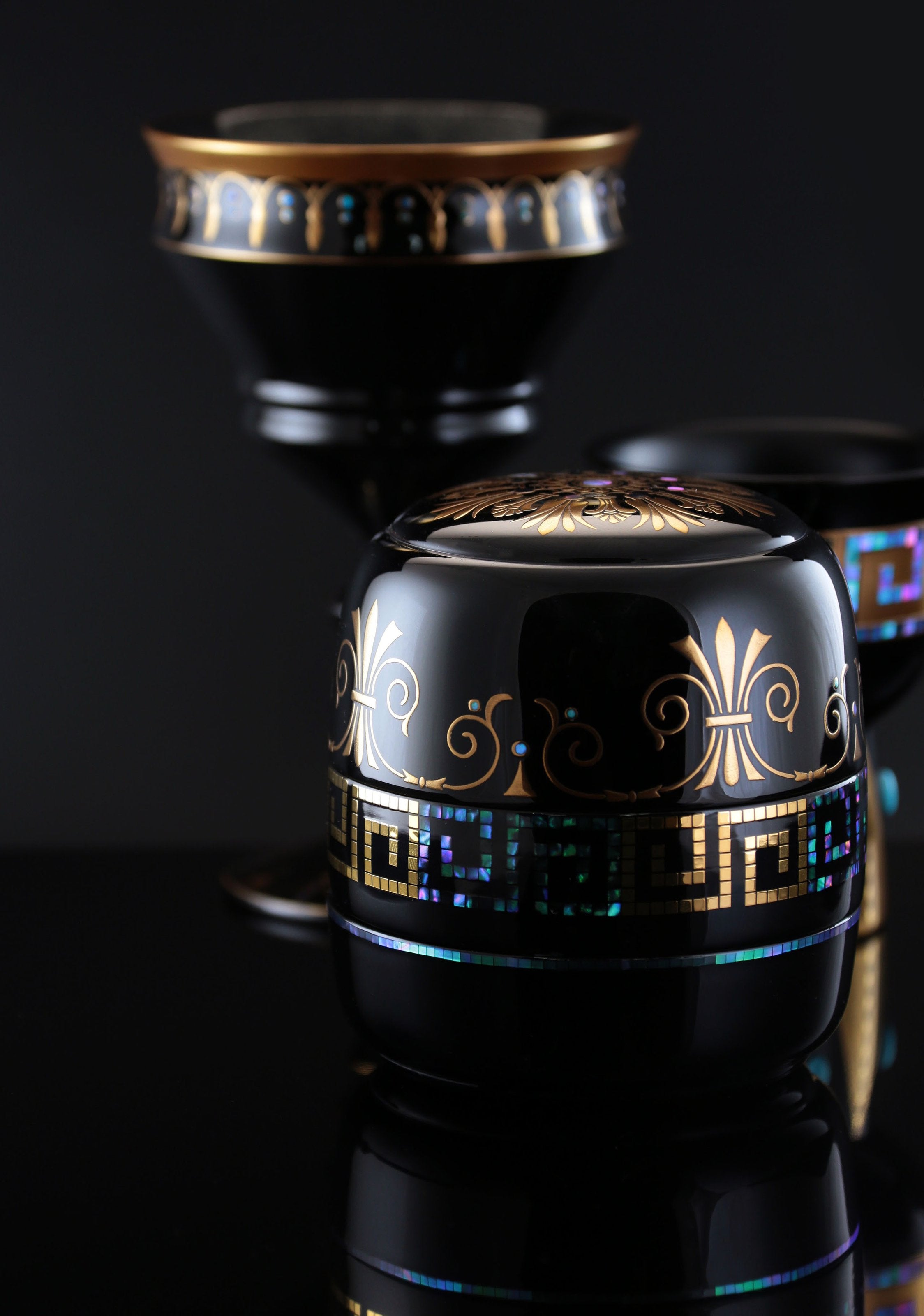 Master lacquerware artist Songshan Chazao