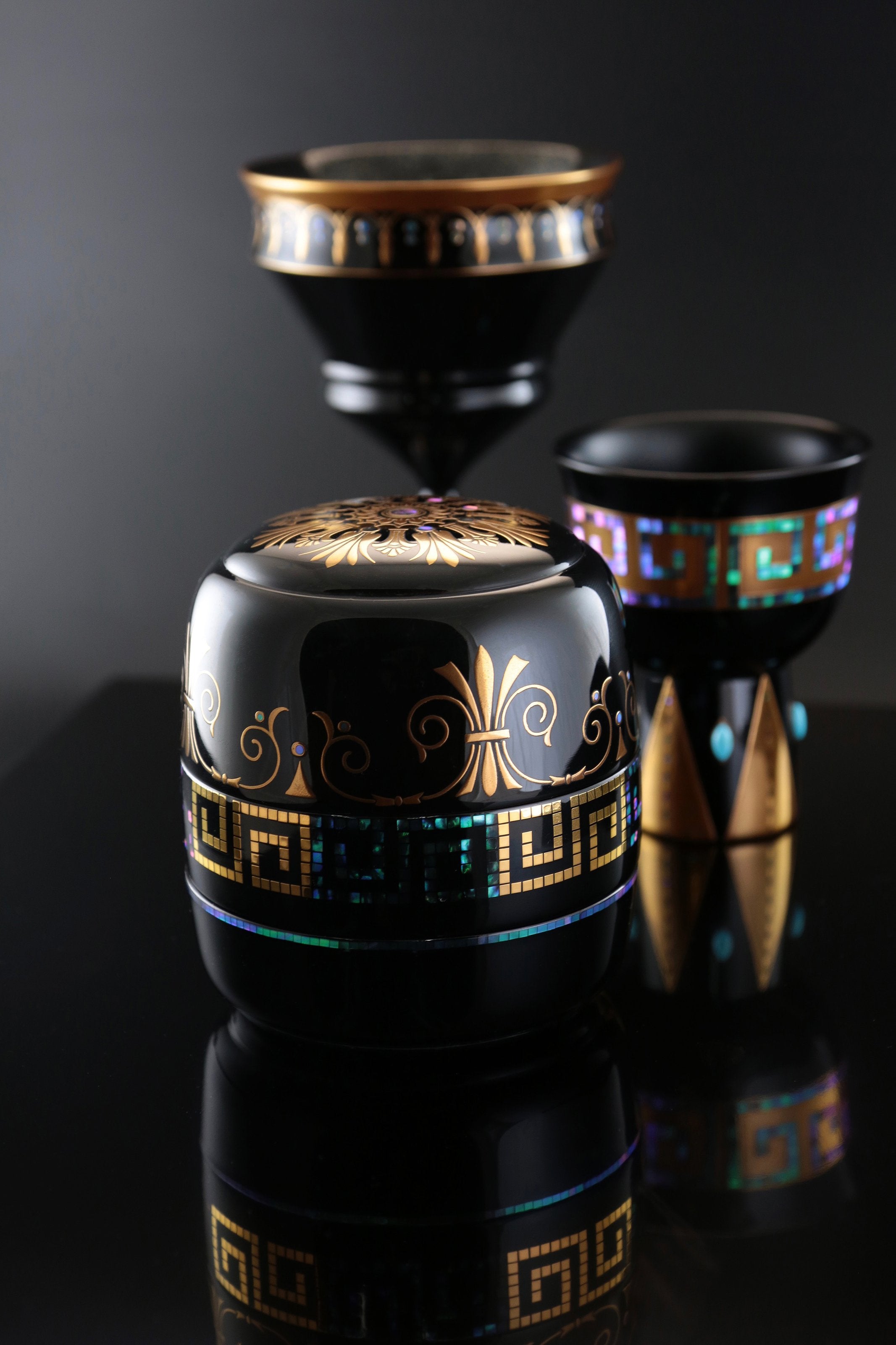 Master lacquerware artist Songshan Chazao