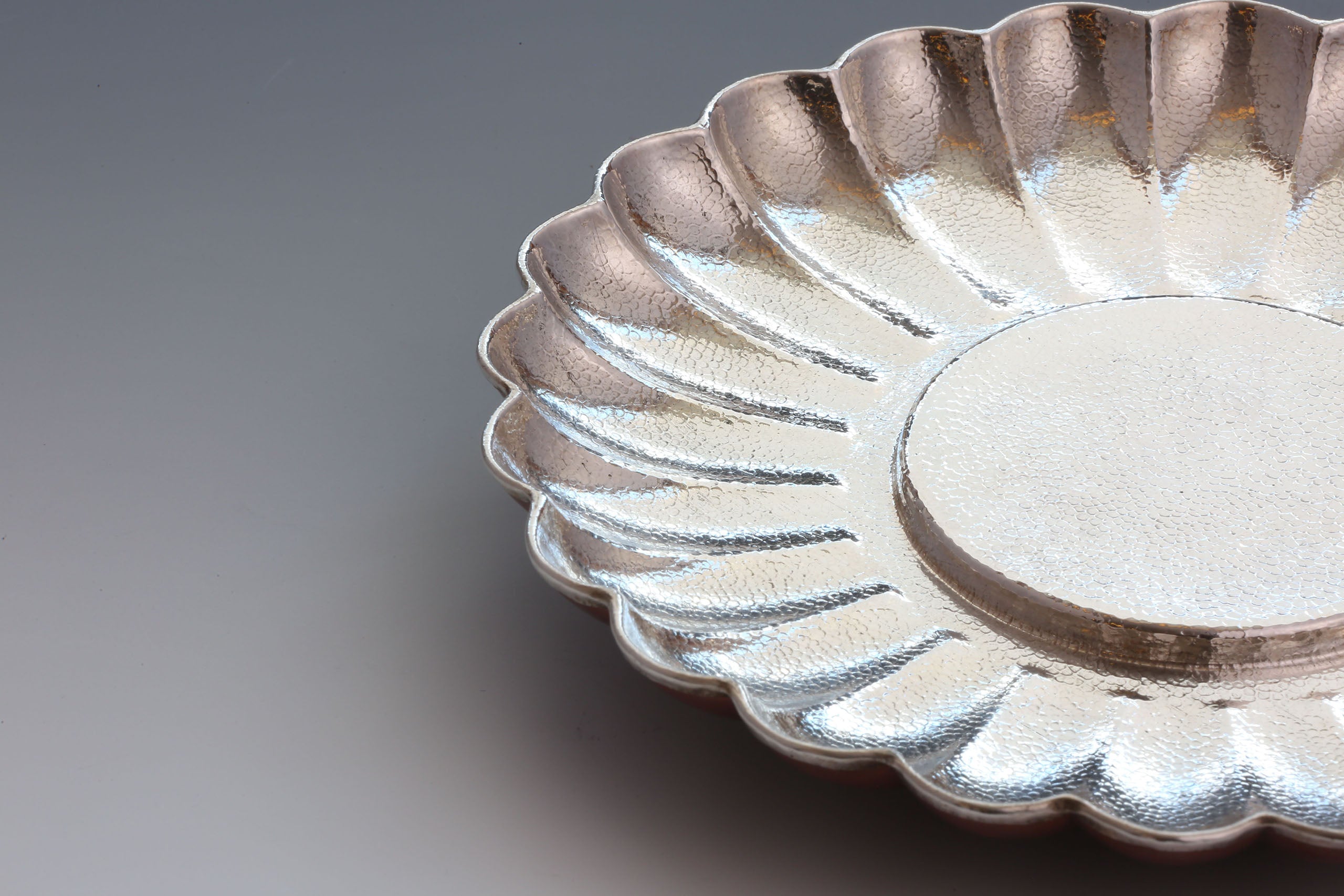 Song Dynasty Chrysanthemum Petal Copper-Wrapped Silver Tea Tray