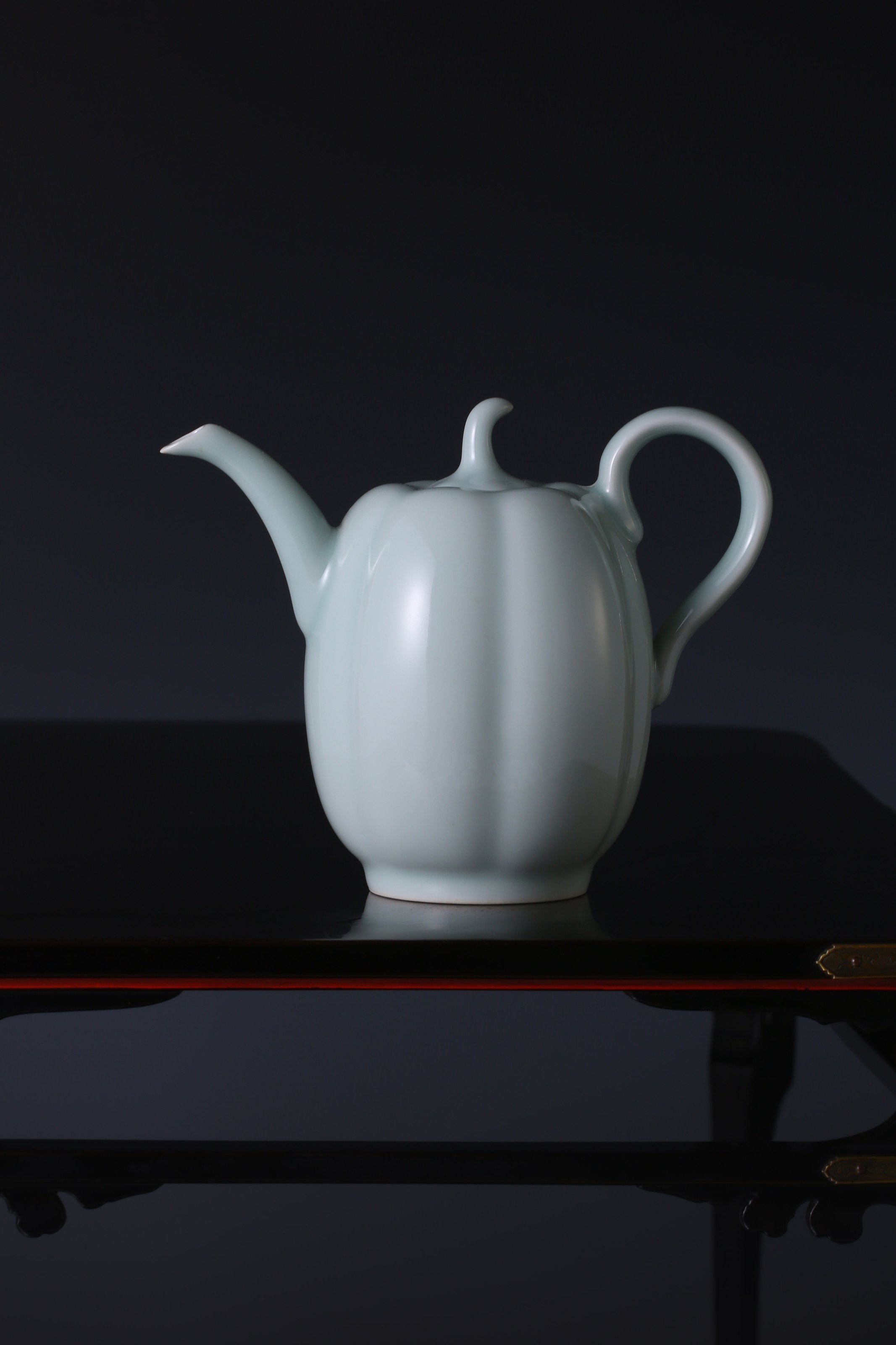 Song Dynasty style celadon melon-shaped ewer