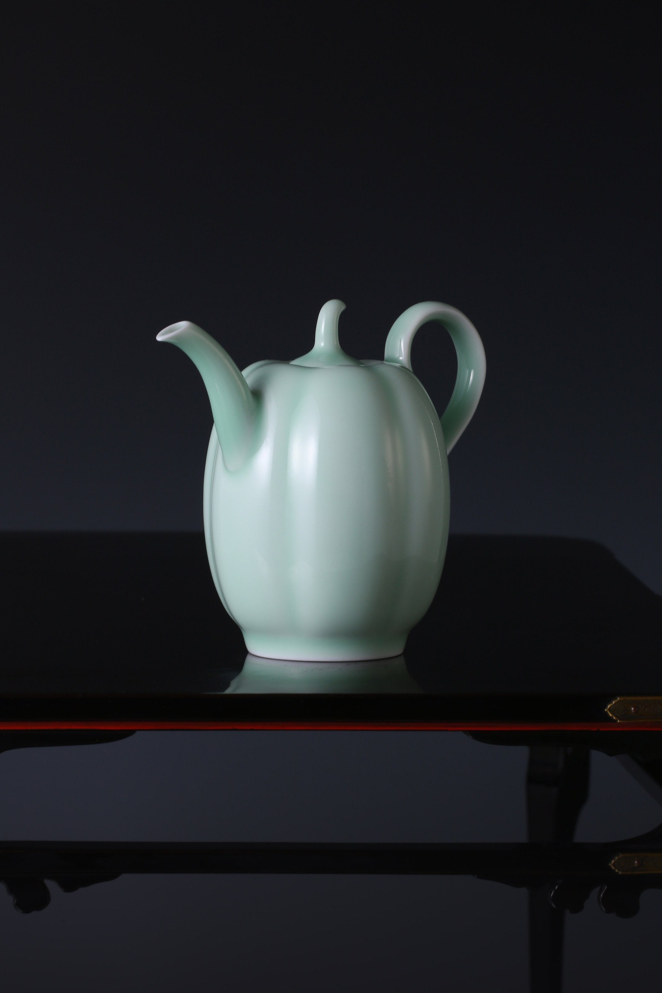 Song Dynasty style celadon melon-shaped ewer