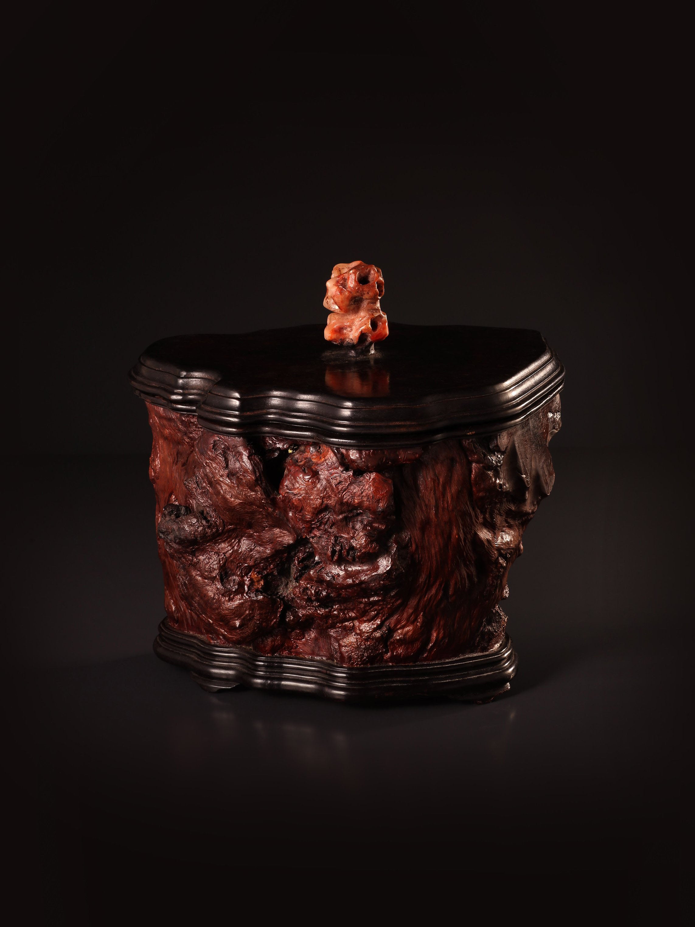 Shoushan stone irregular-shaped tea canister