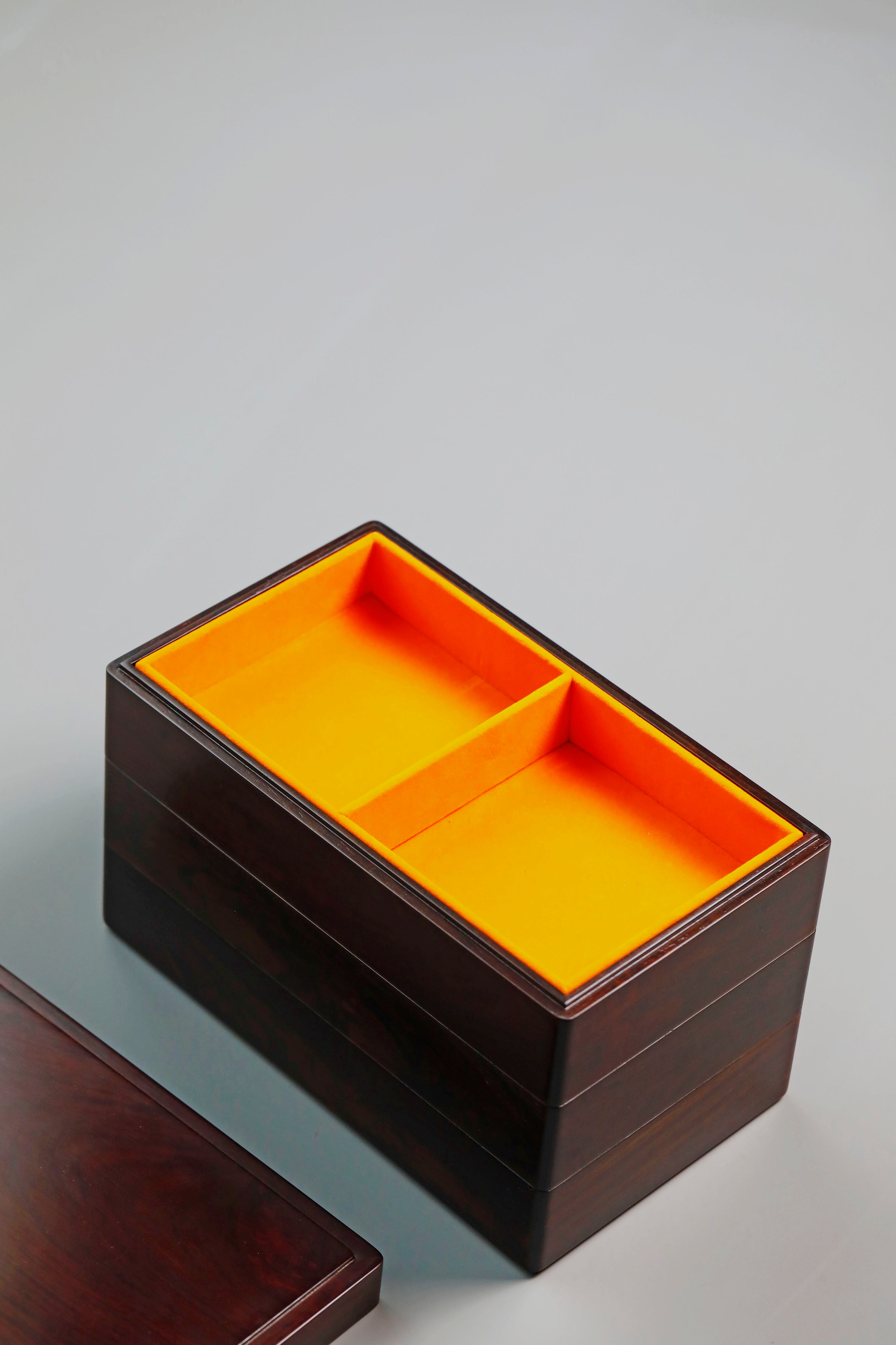 Plain three-layered box made of rosewood