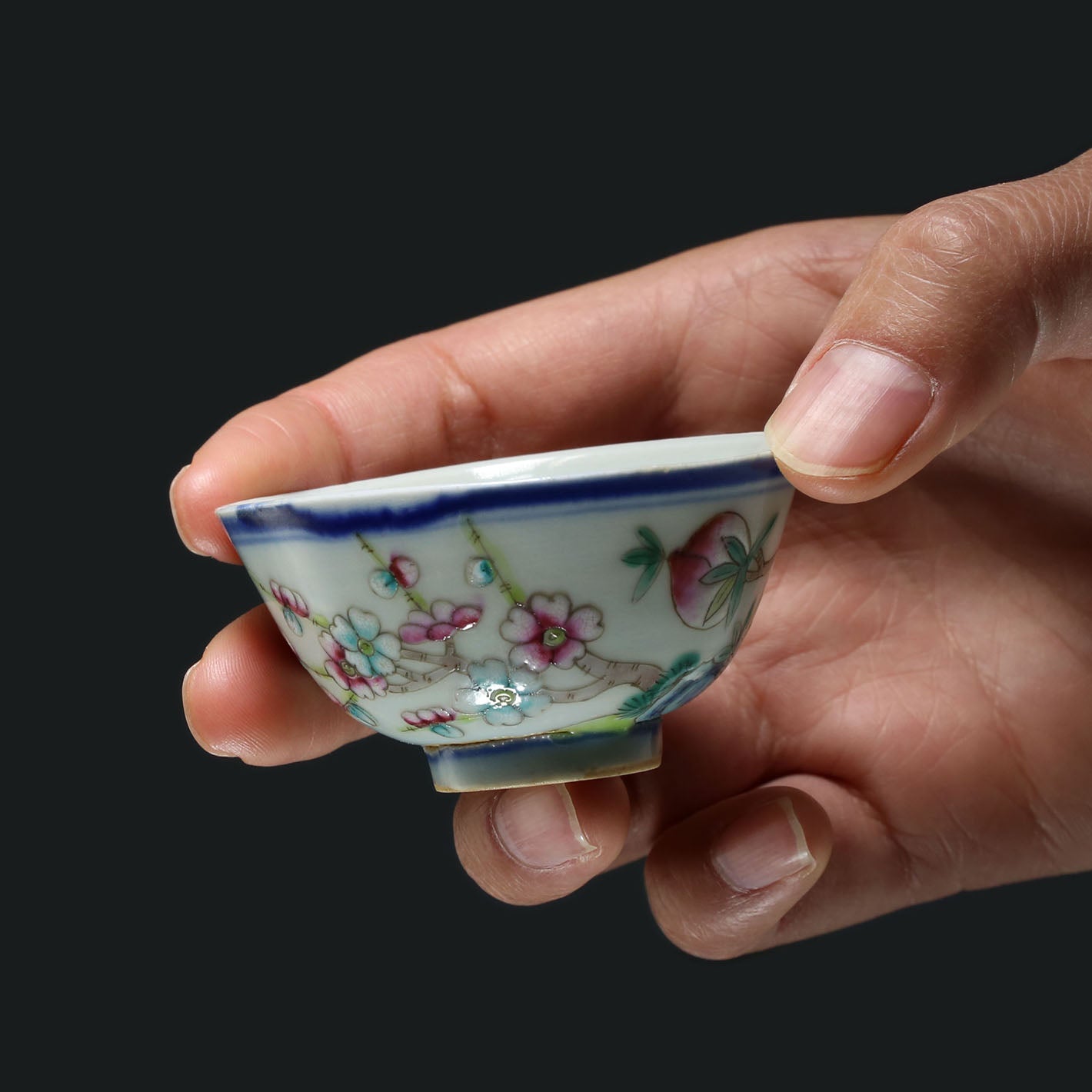 Double Flying Together / Blessed with Longevity and Happiness / Peach Blossoms in Full Bloom Doucai Cup