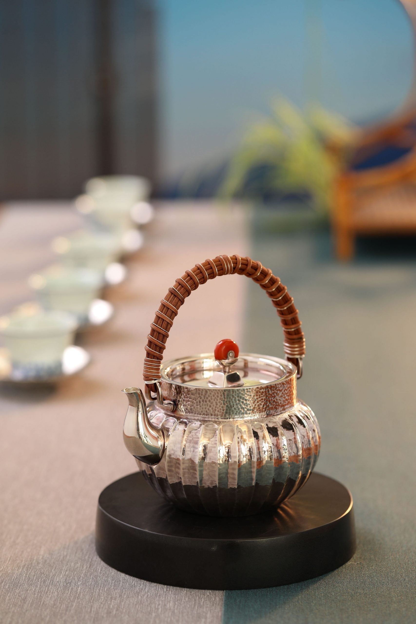 Small veins on the vine