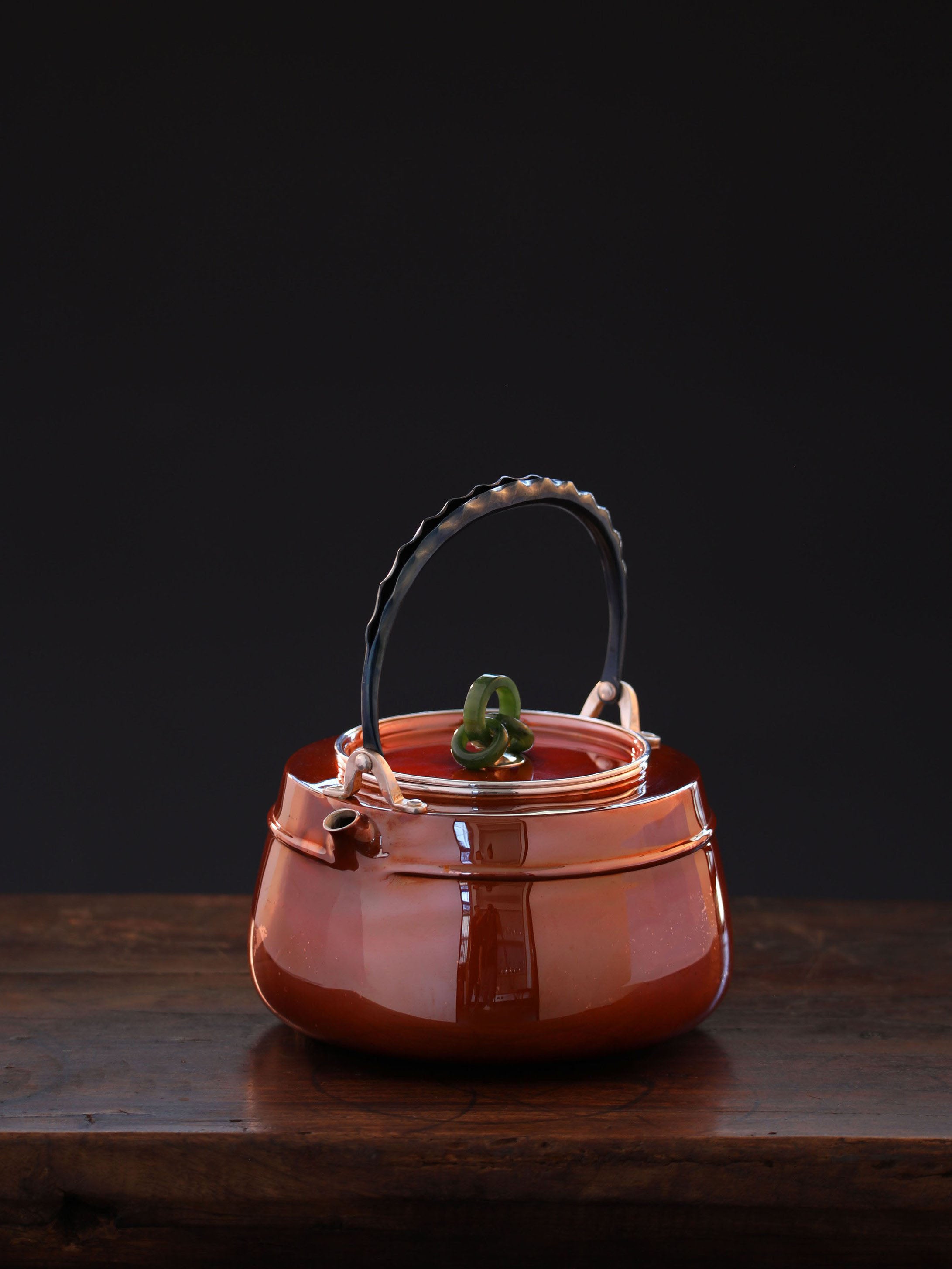 Copper-plated silver platform