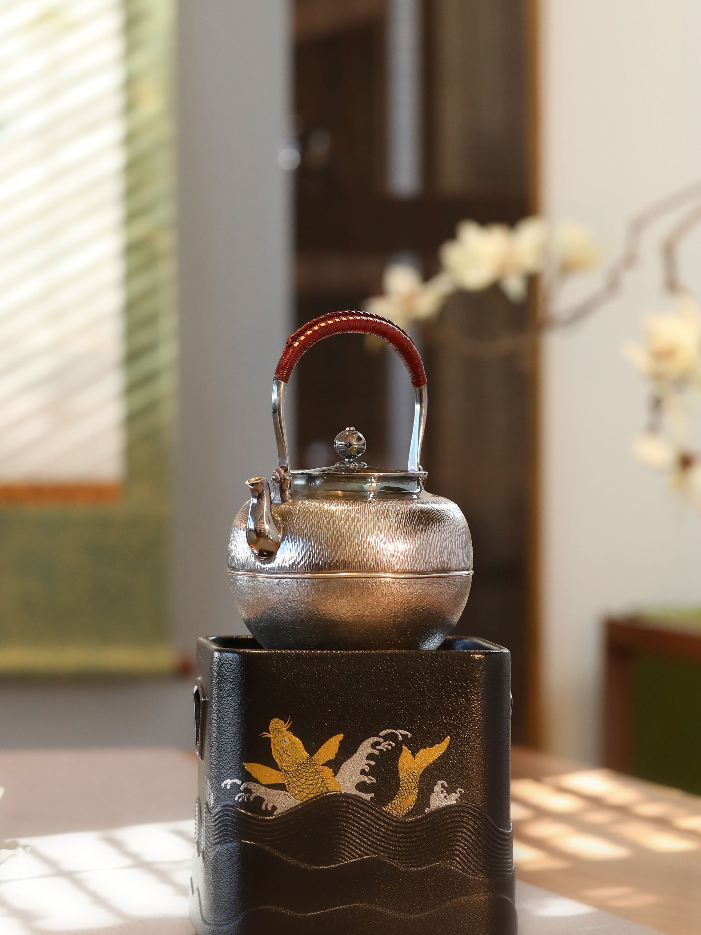 Moon Gazing Silver Pot