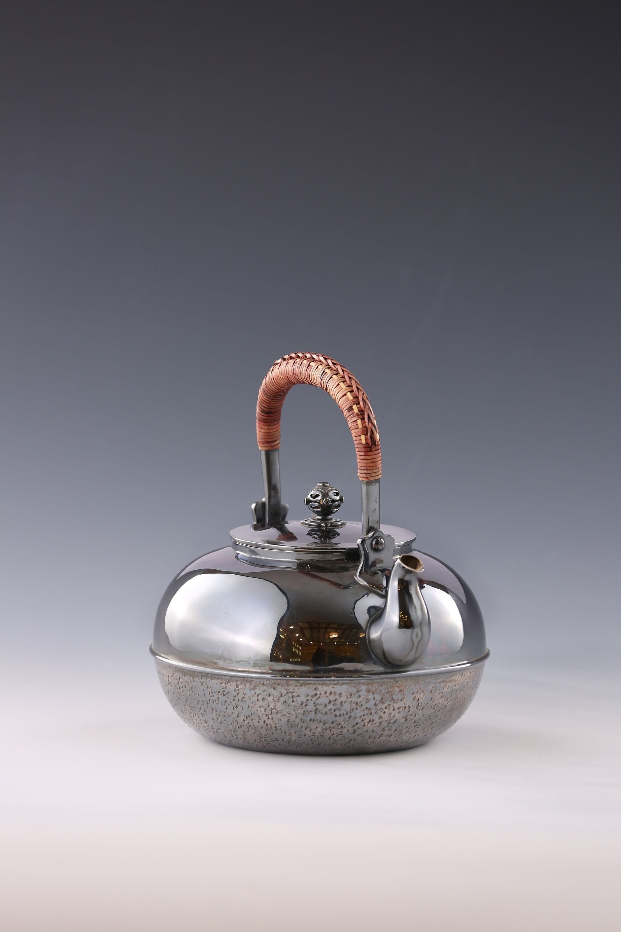 Moon Gazing Silver Pot