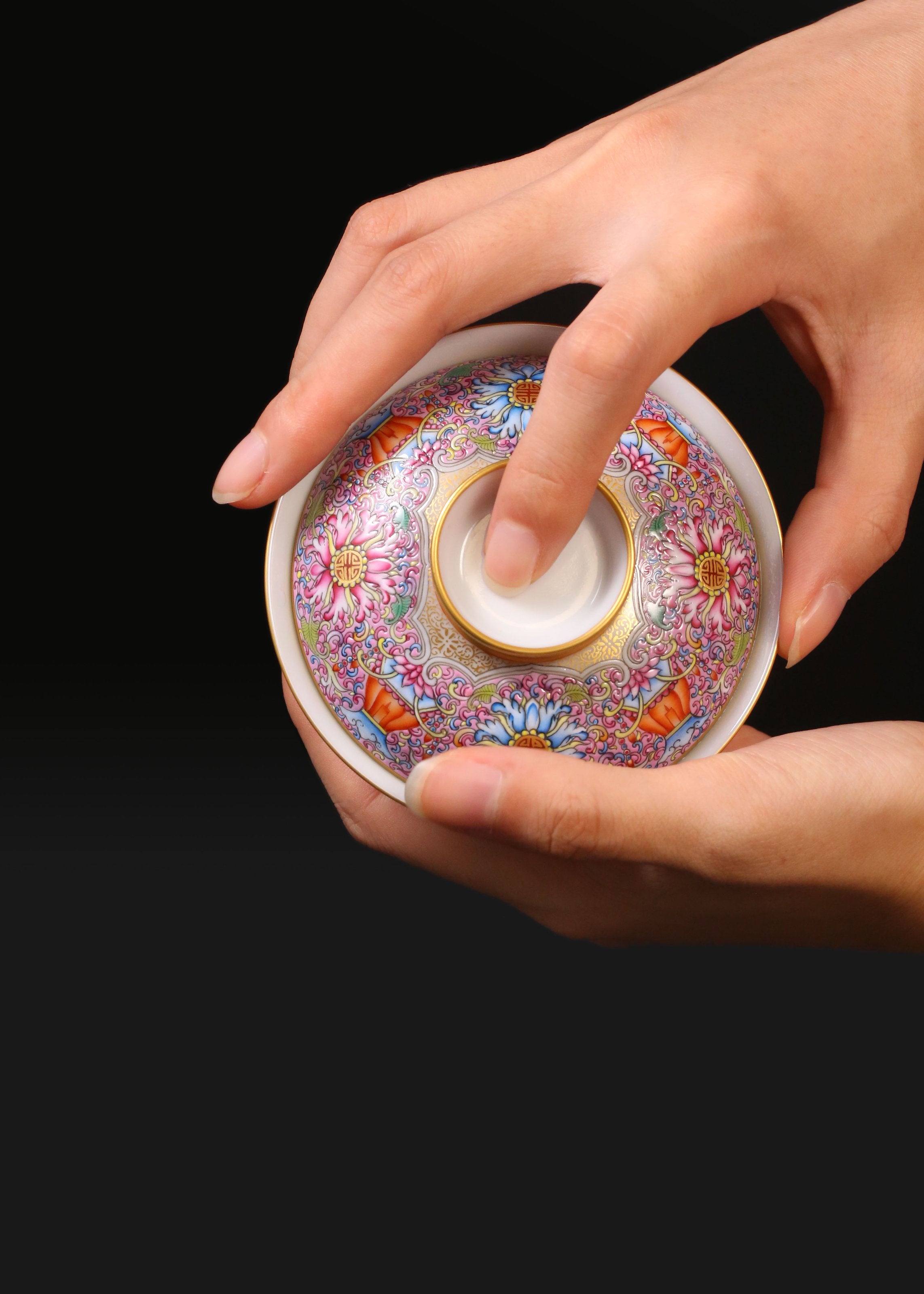 Dayazhai Longevity Lantern Covered Bowl