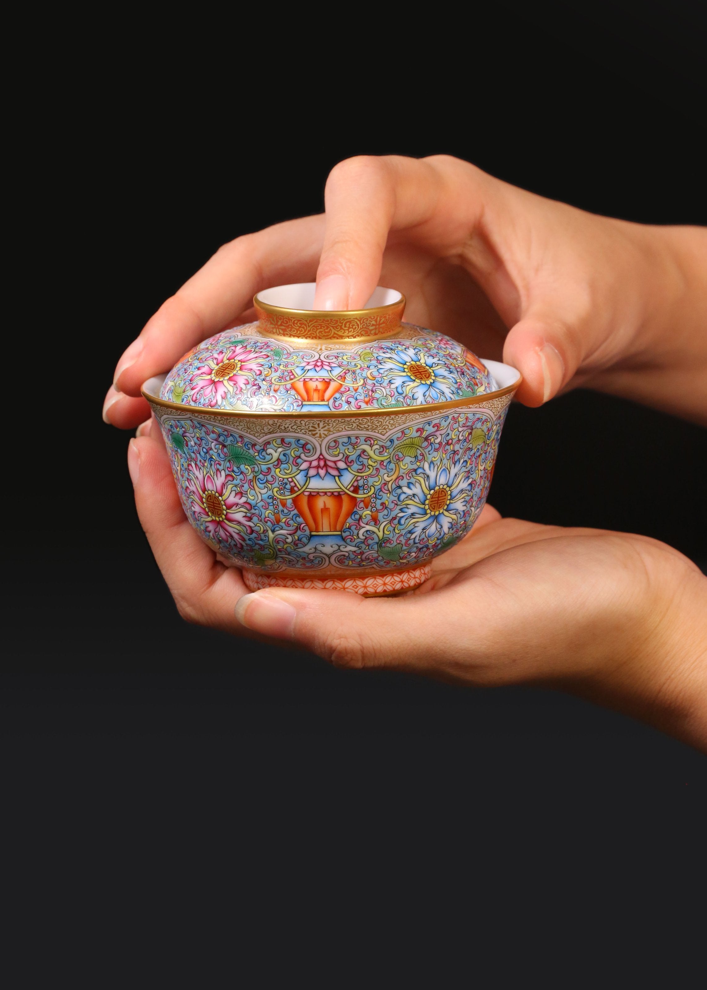 Dayazhai Longevity Lantern Covered Bowl