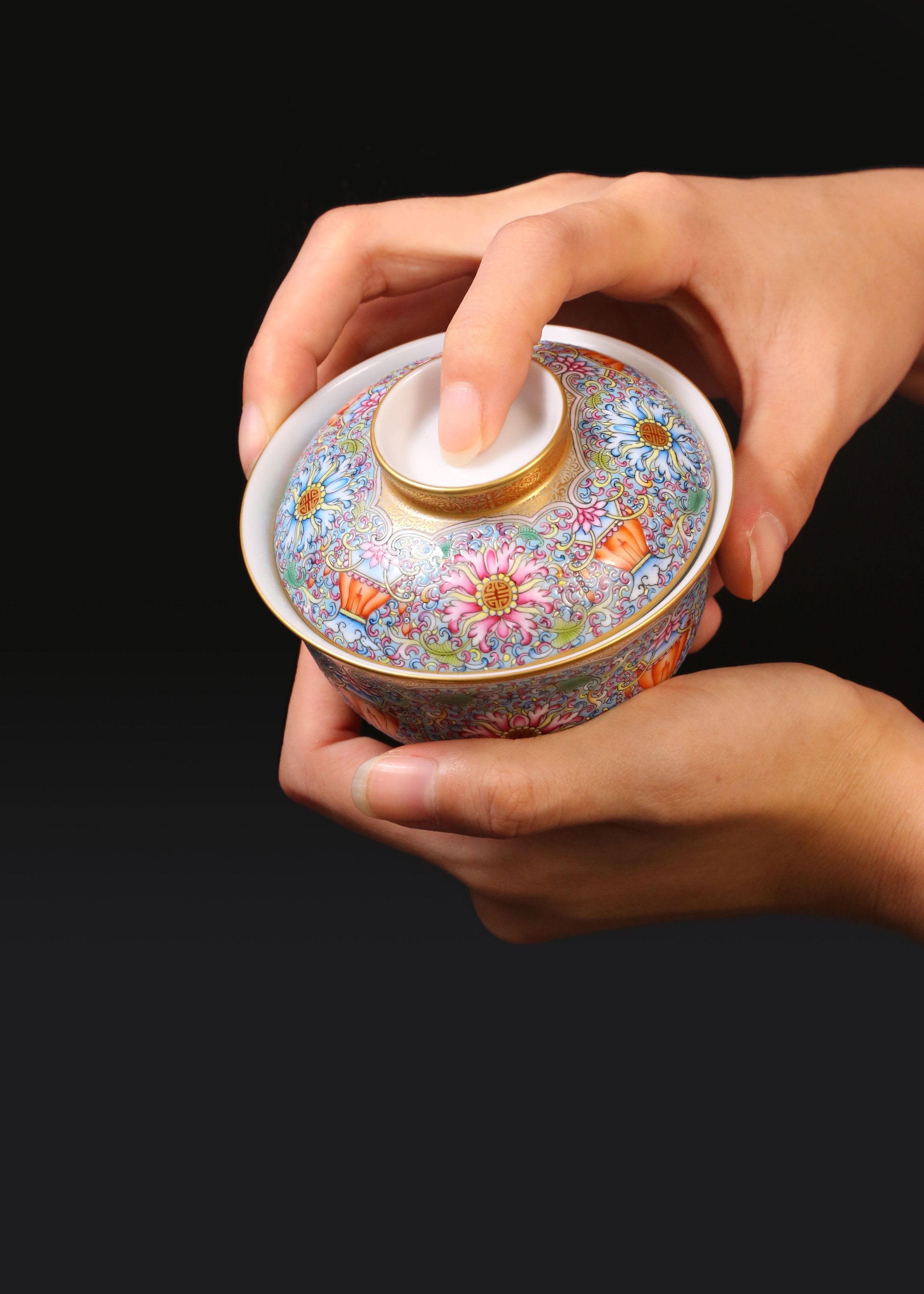 Dayazhai Longevity Lantern Covered Bowl