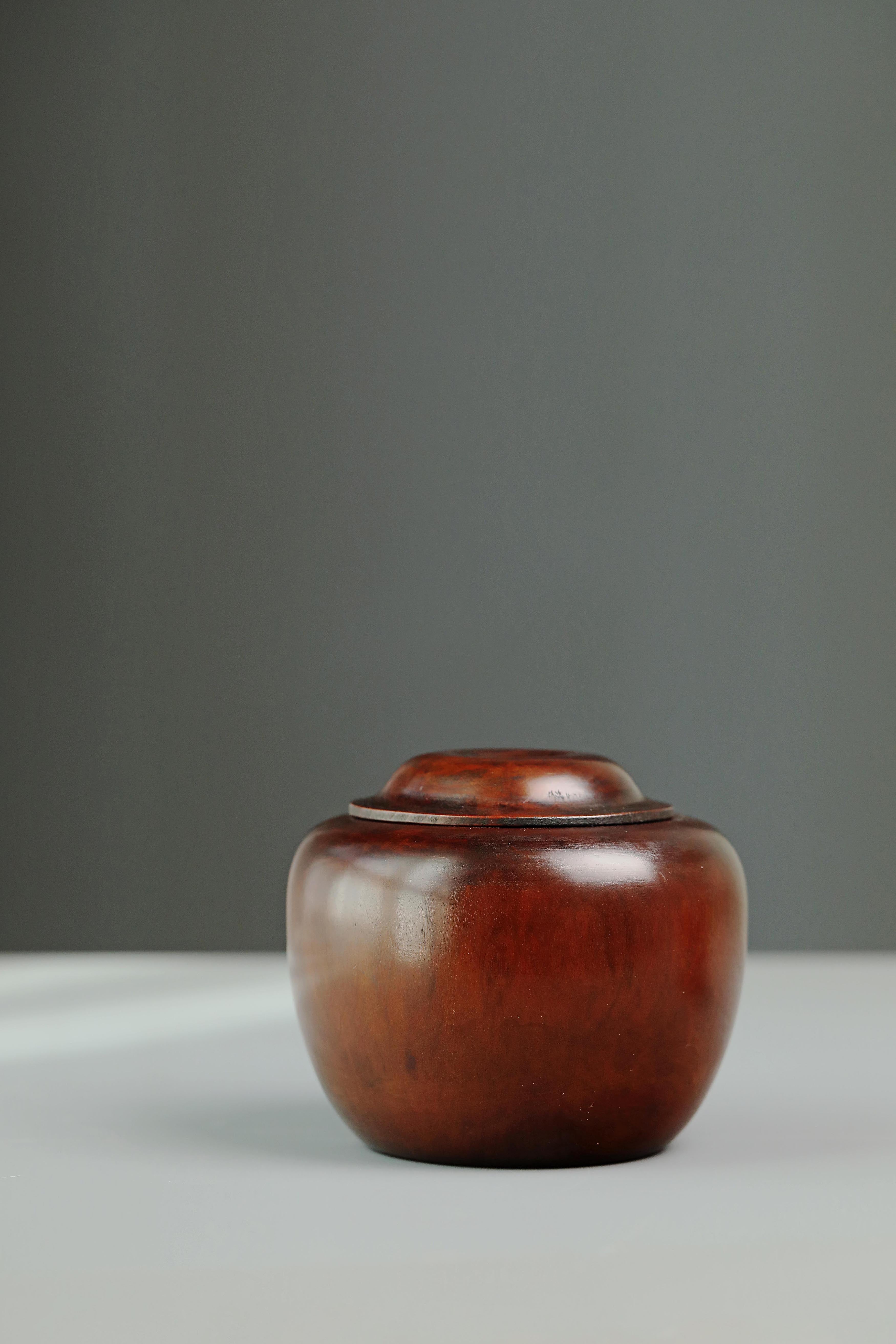 Wenfang Yayun water bowl/tea can