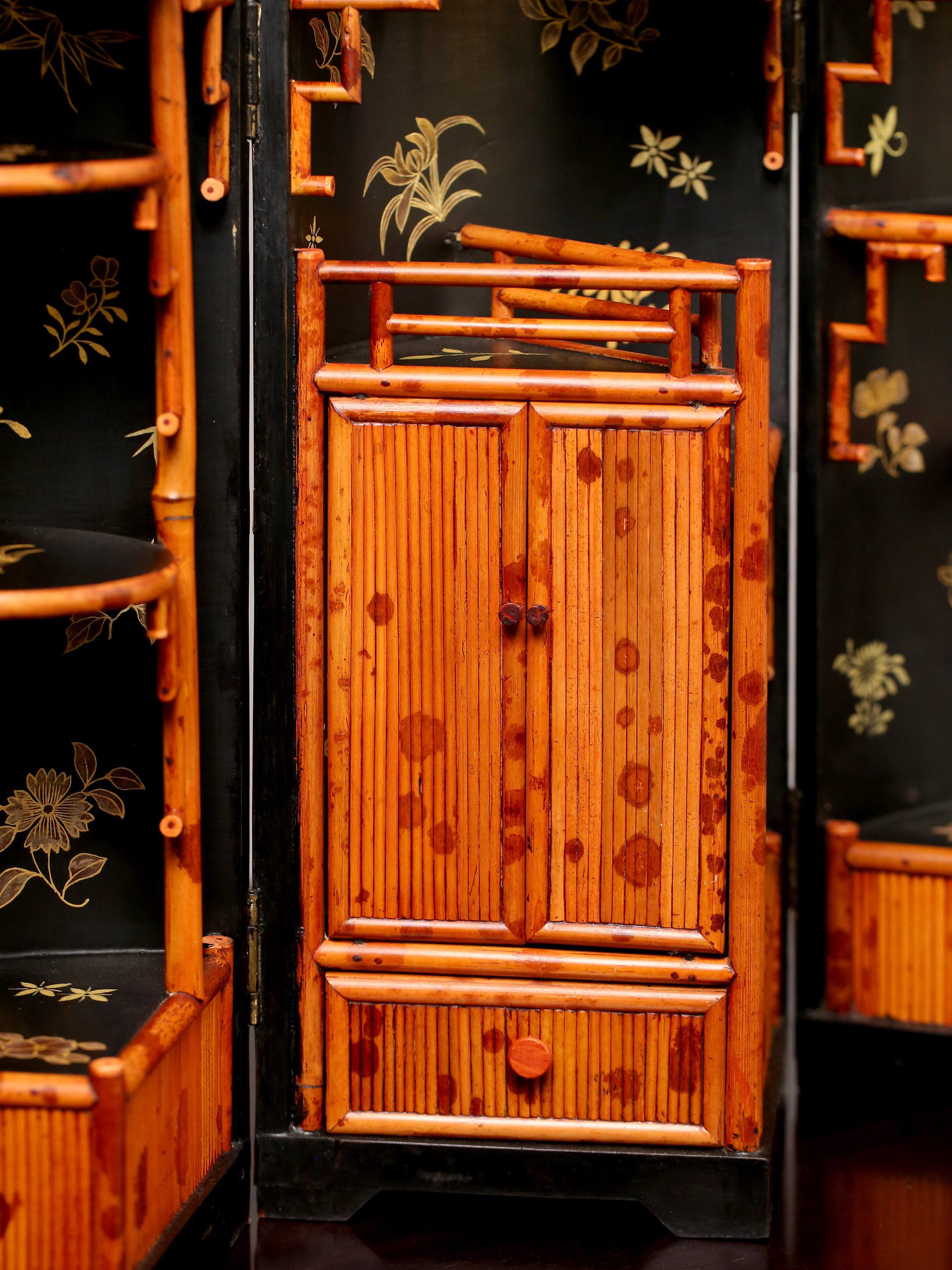 Xiangfei bamboo inlaid table with multi-treasure cabinet