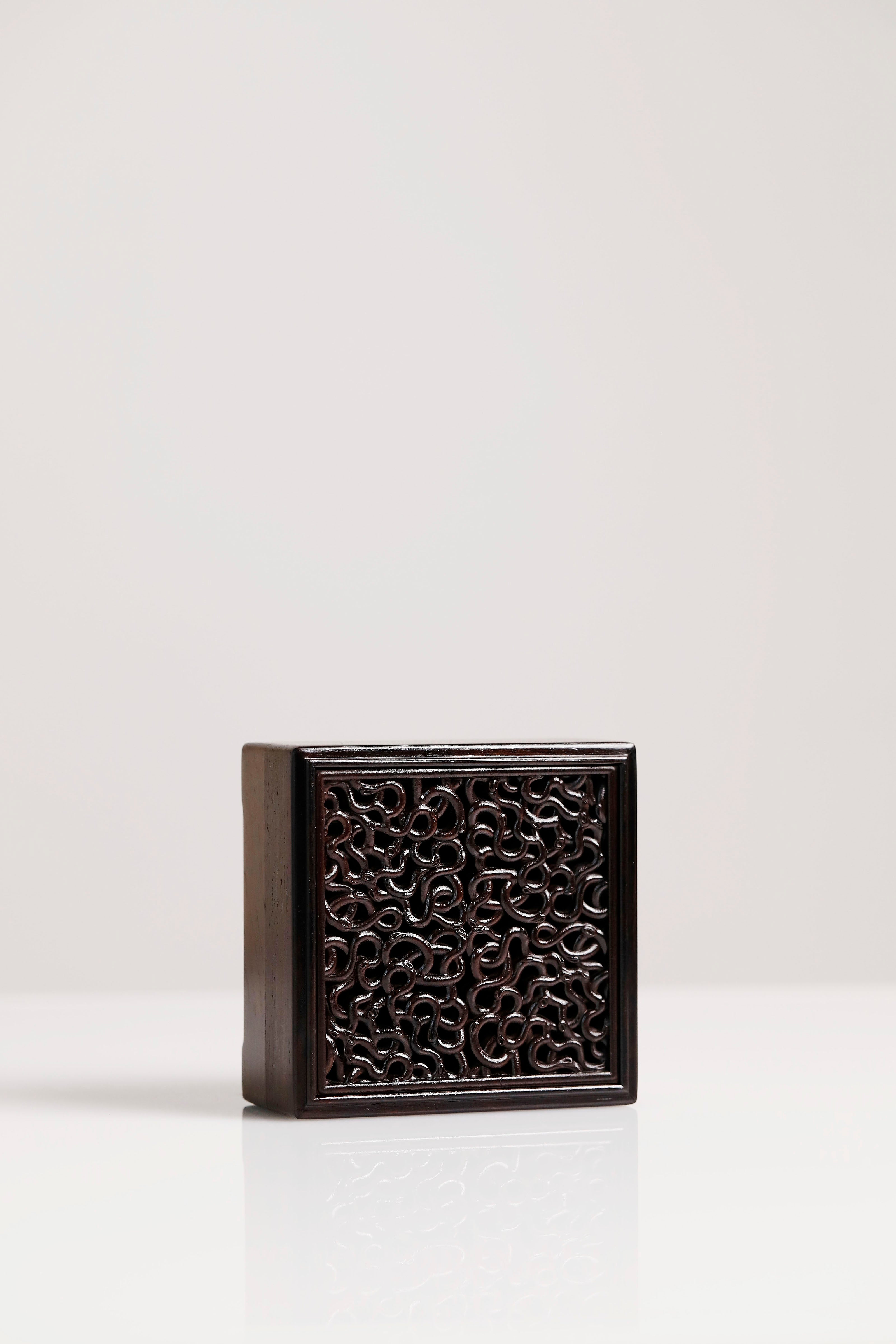 Purple sandalwood openwork incense box