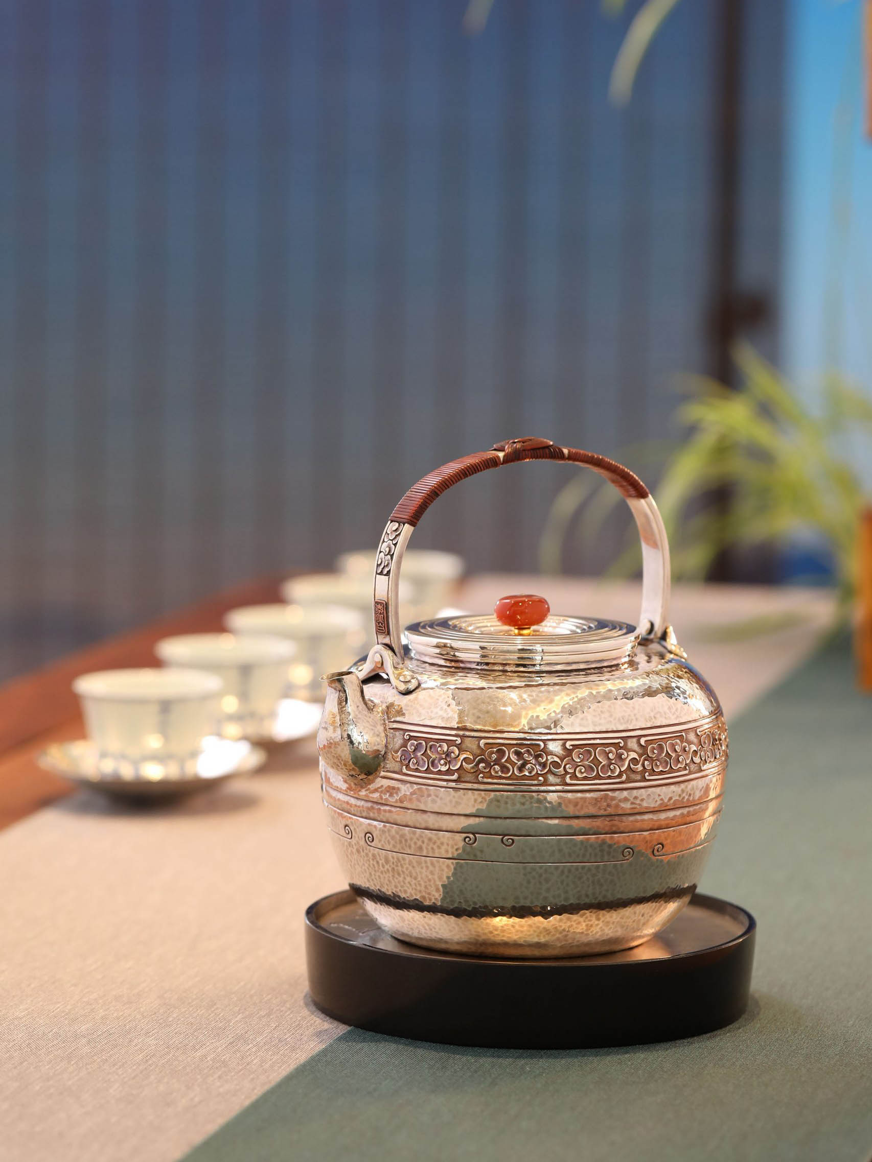 Auspicious Cloud Pot