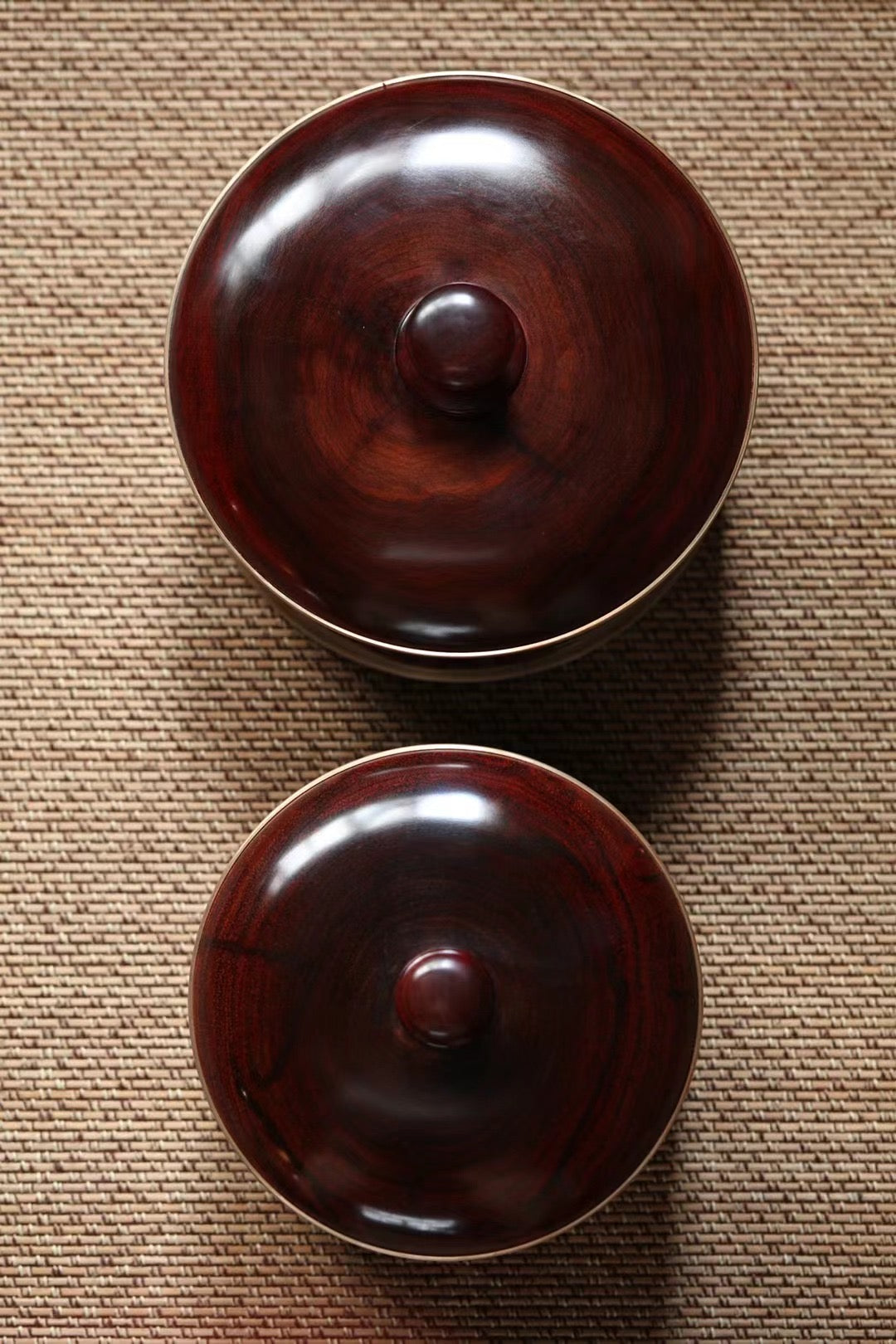 Small-leaf sandalwood tea storage
