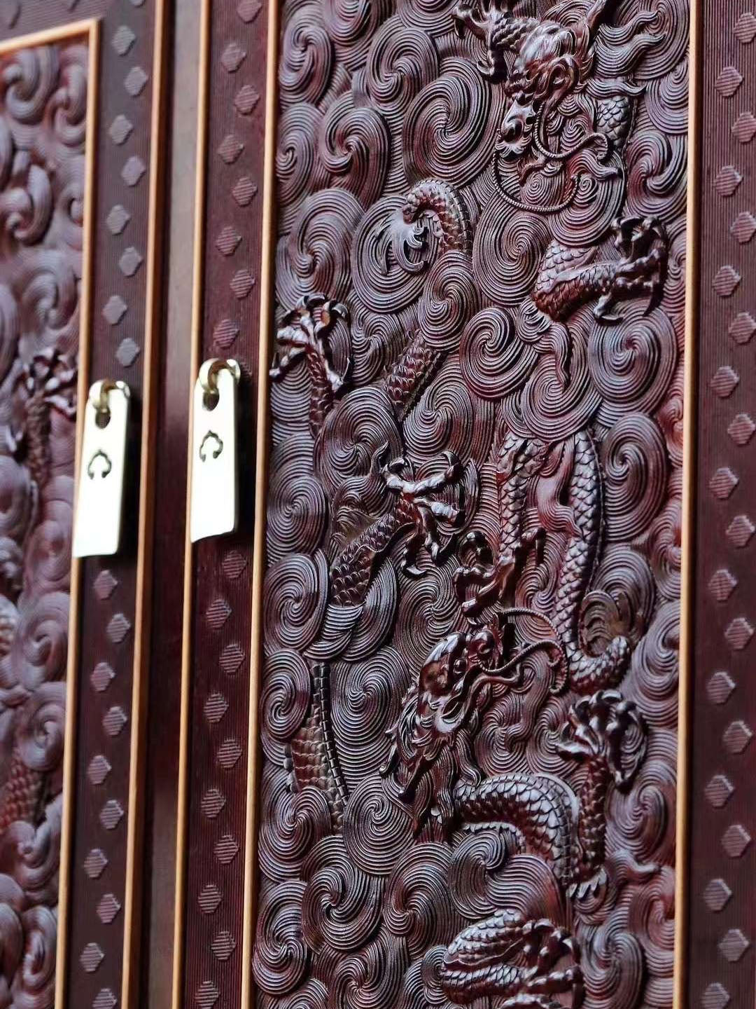 Small-leaf sandalwood table cabinet inlaid with boxwood dragon patterns
