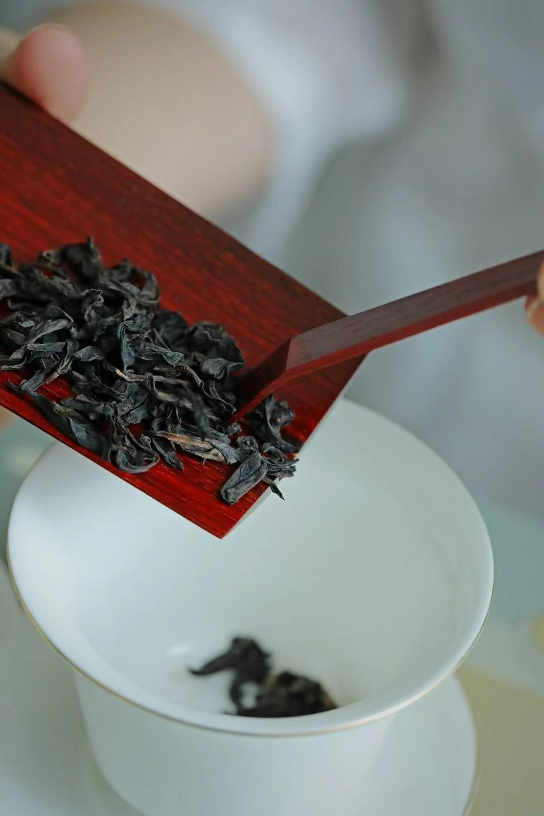 Indian rosewood tea set (three pieces)