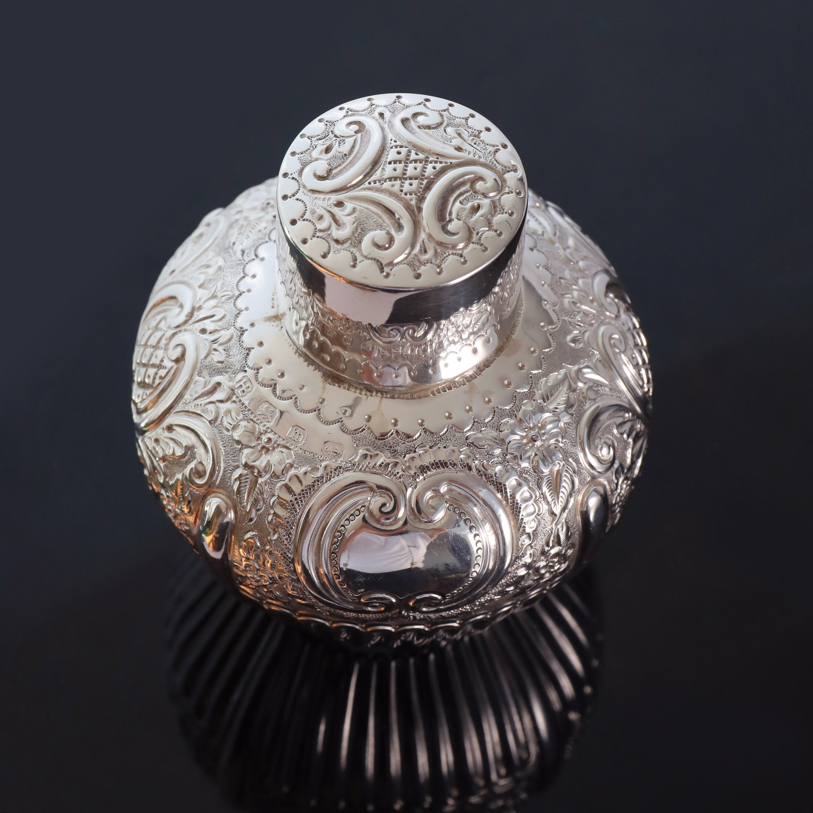 1896 British sterling silver embossed tea caddy