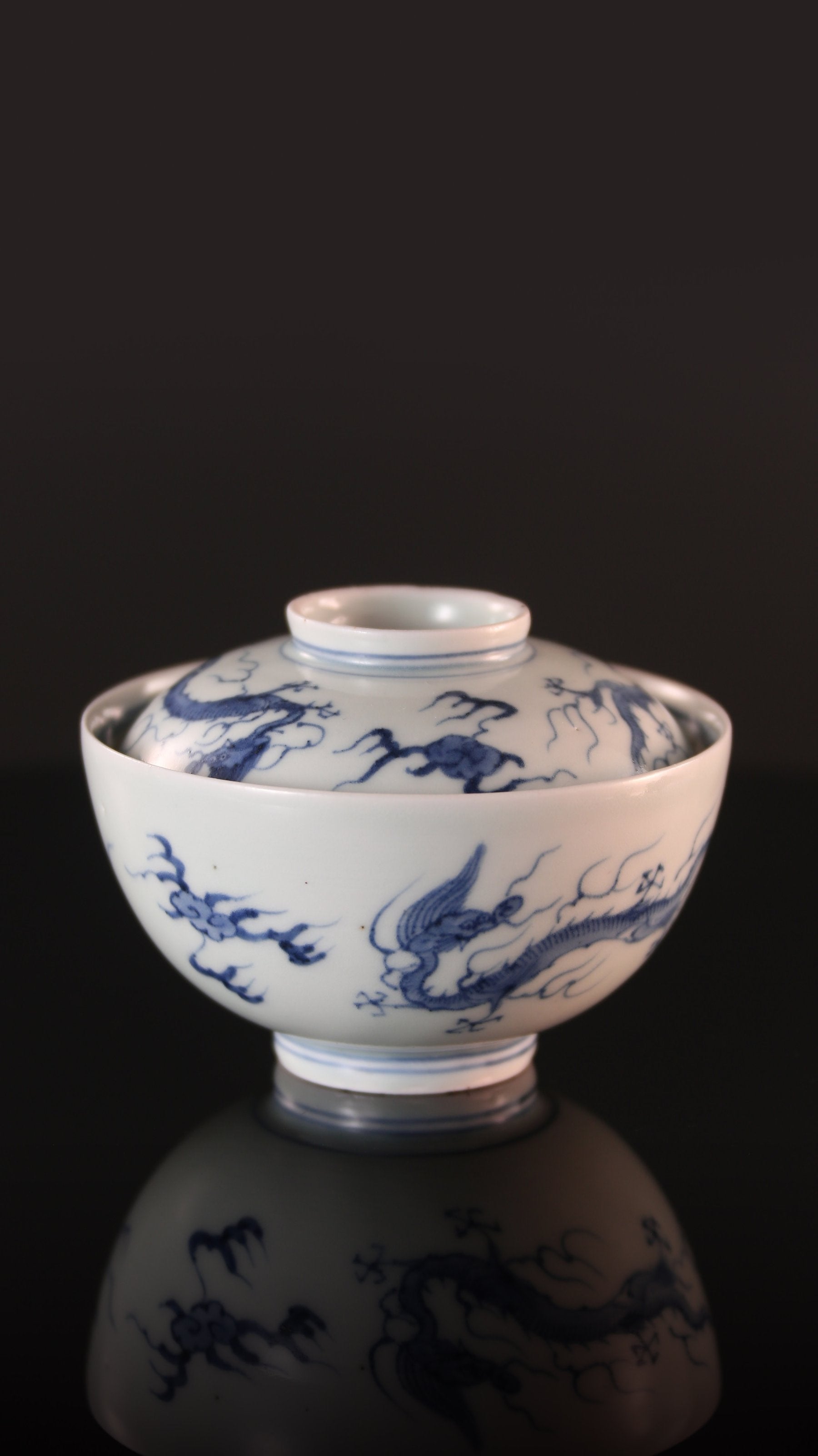 Japanese Imari dragon-patterned covered bowl (lid)