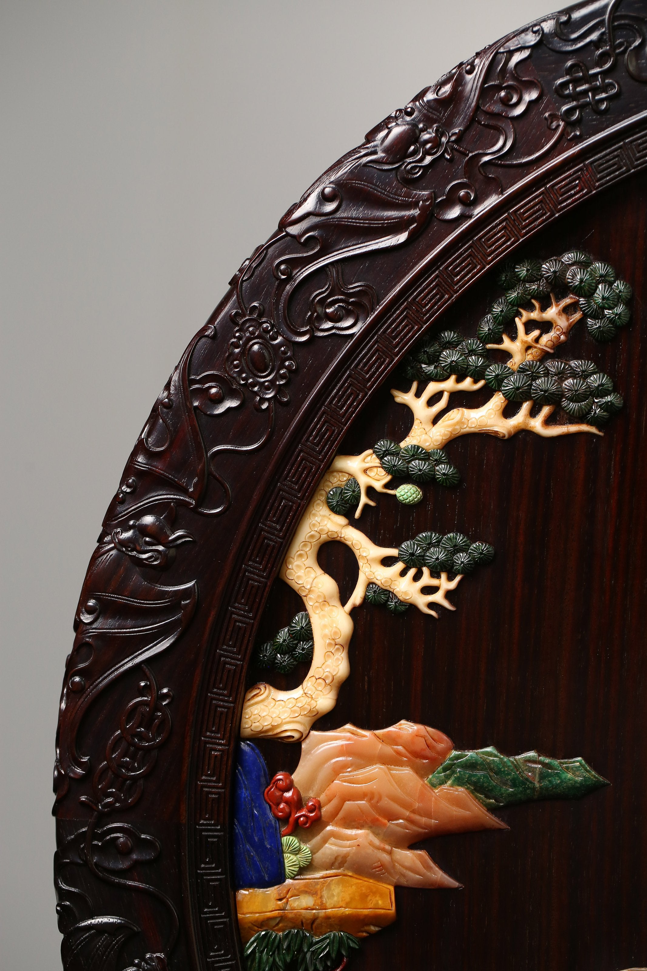 Peaceful Elephant Treasure Screen