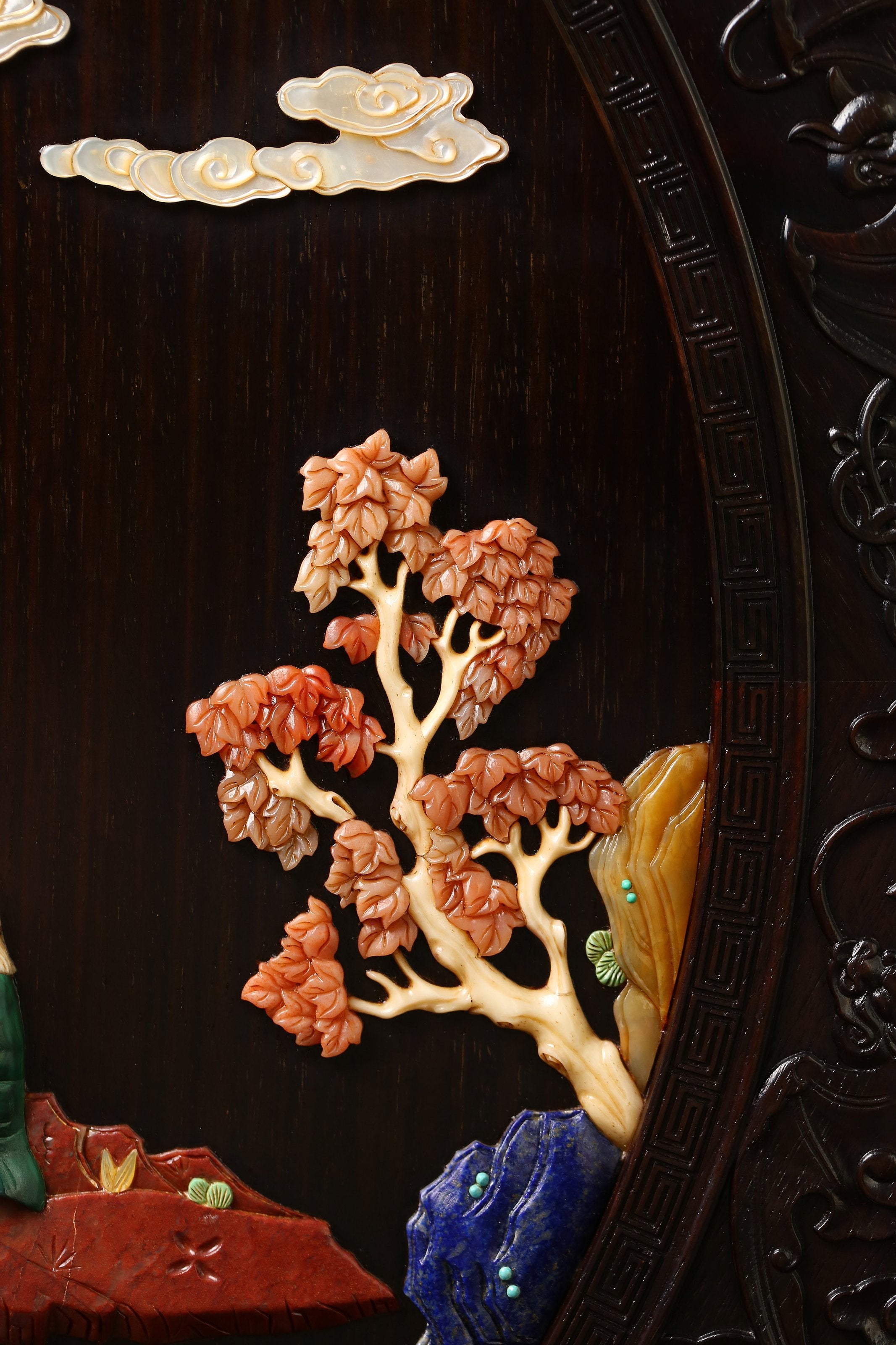 Peaceful Elephant Treasure Screen