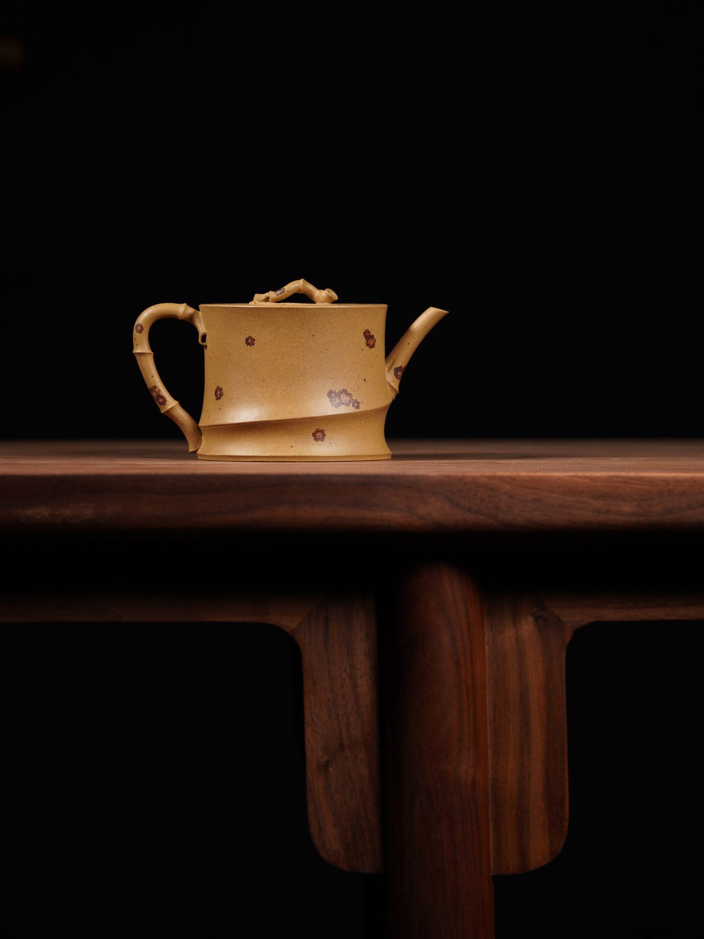 Chen Kai. Yunfei Teapot