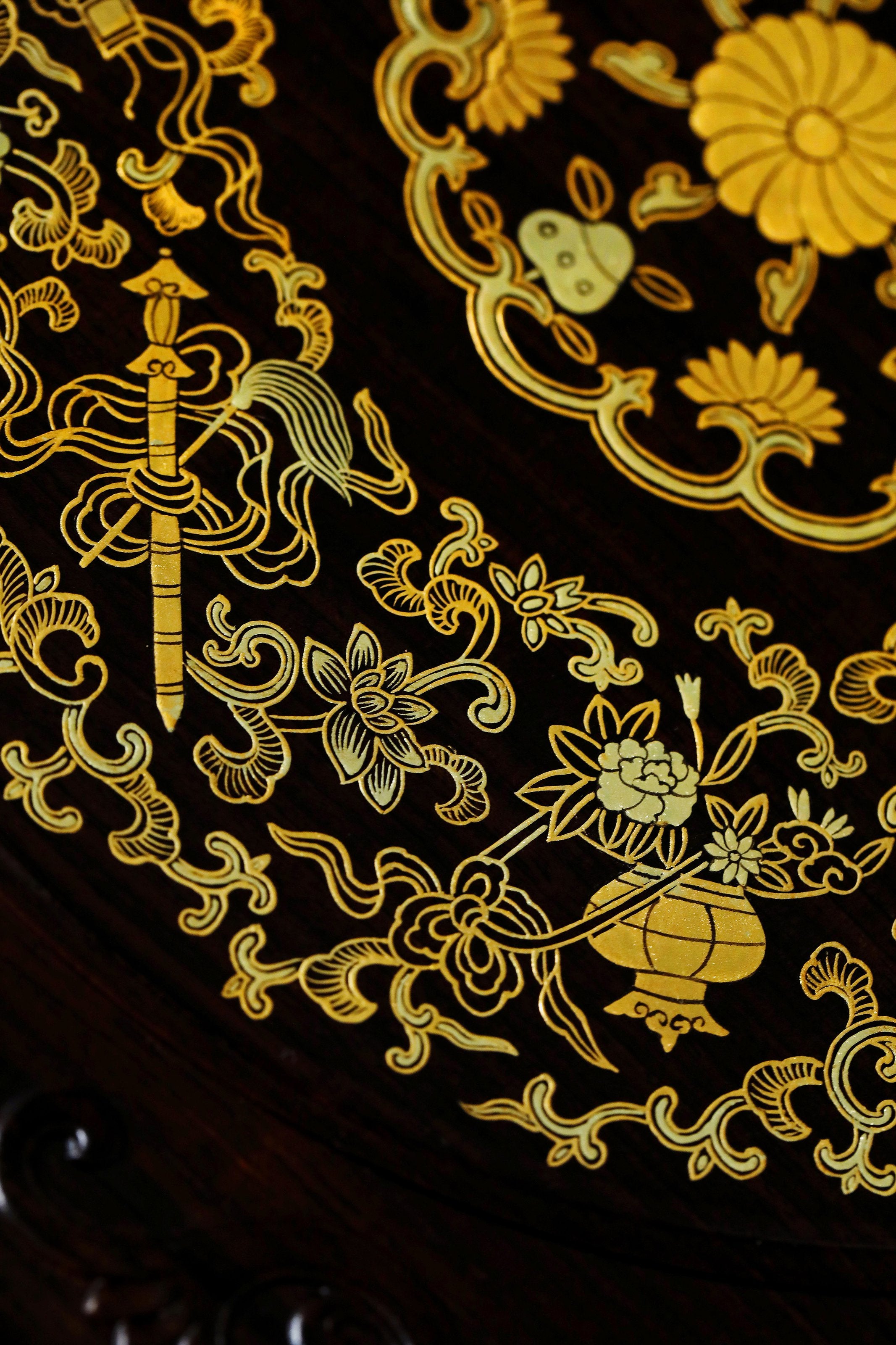 Purple sandalwood gilded auspicious eight treasures three-tiered octagonal tea box