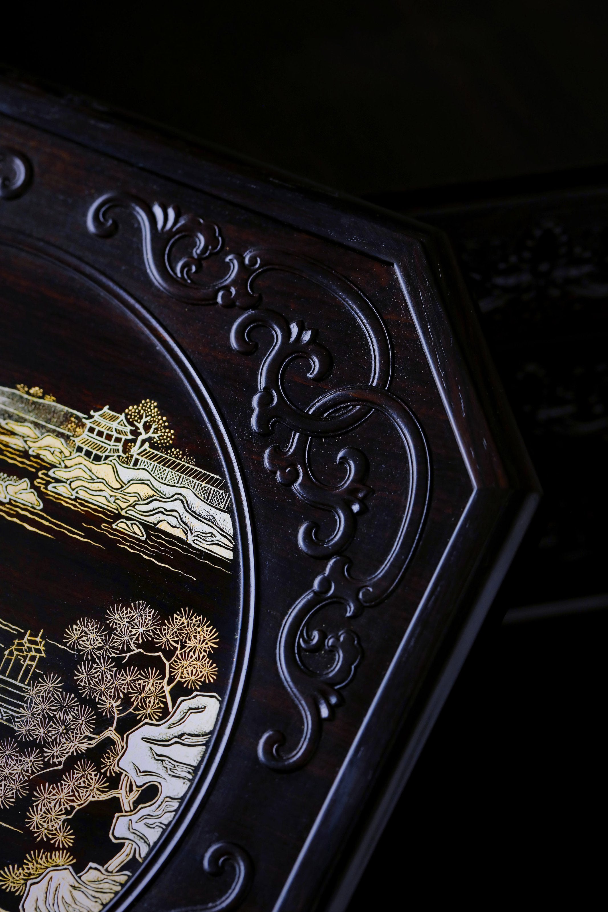 Purple sandalwood gilded fairy pavilion pattern three-tiered octagonal tea box