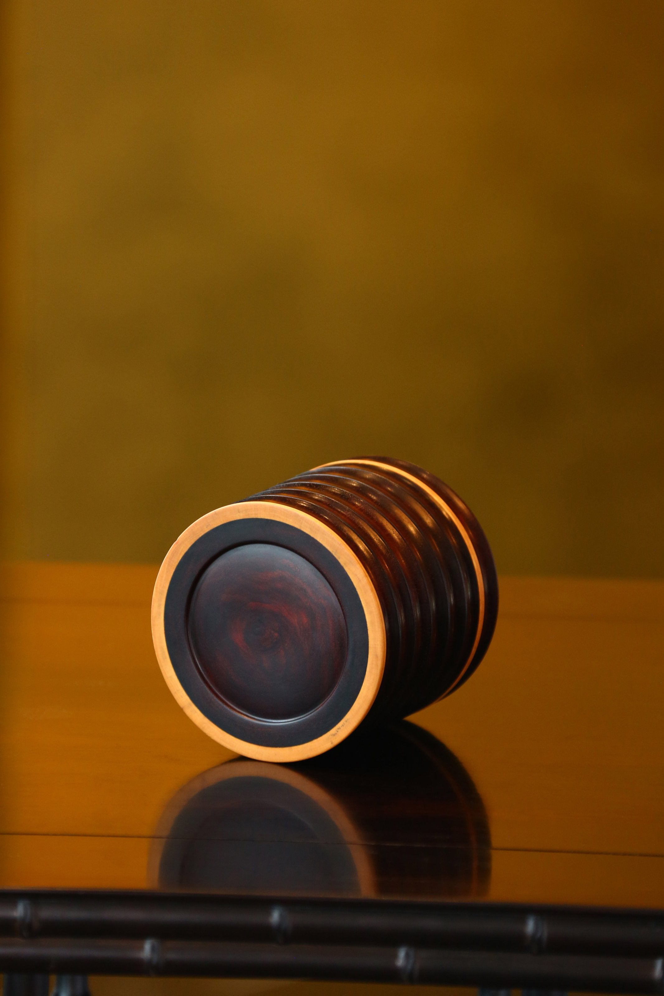 Small-leaf sandalwood/boxwood bamboo joint tea canister