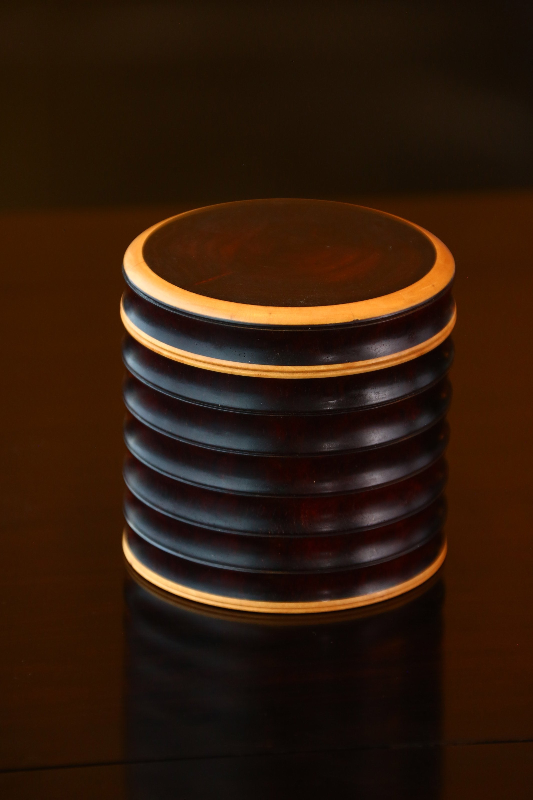 Small-leaf sandalwood/boxwood bamboo joint tea canister