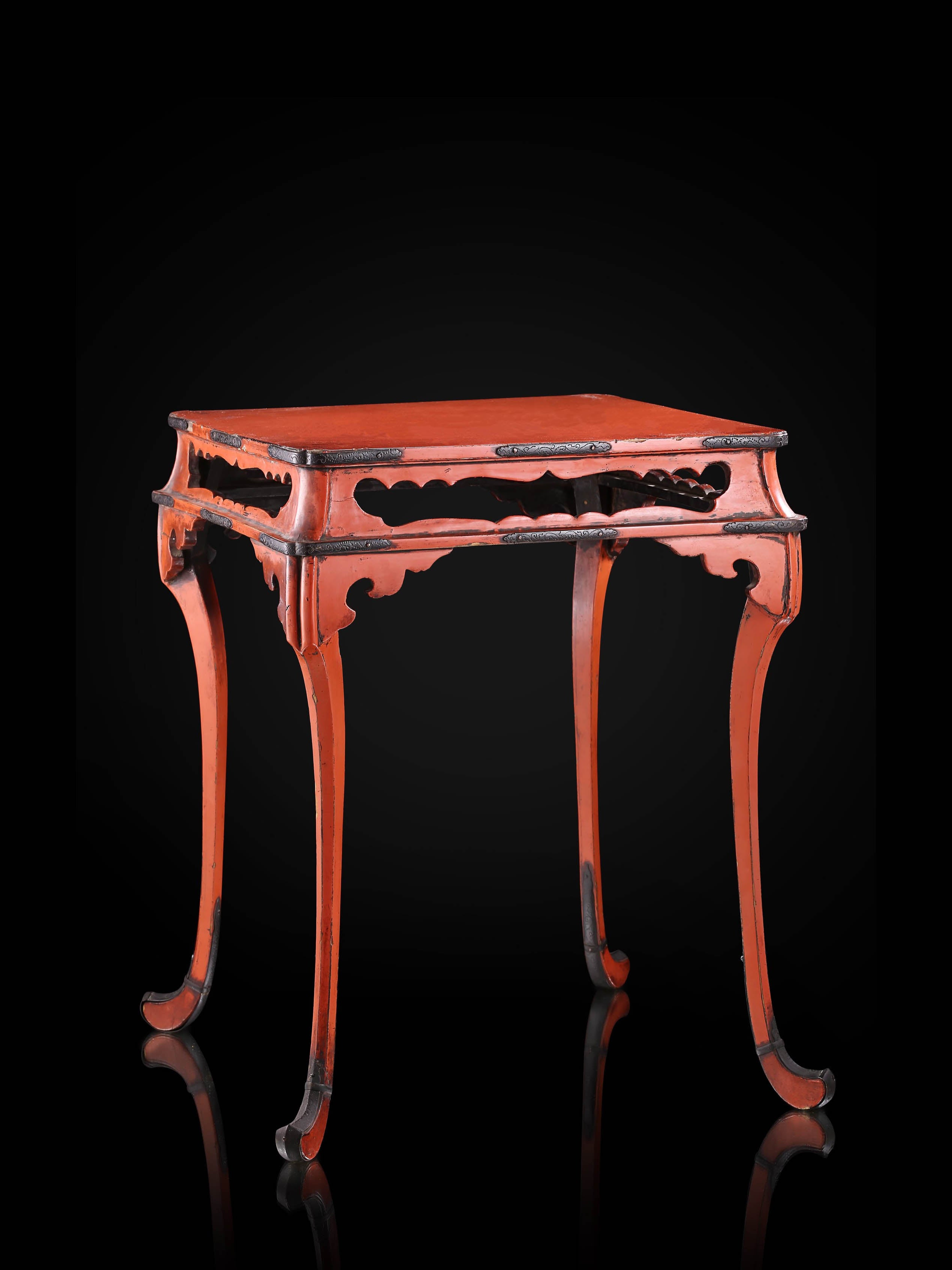 Red Lacquer Incense Table