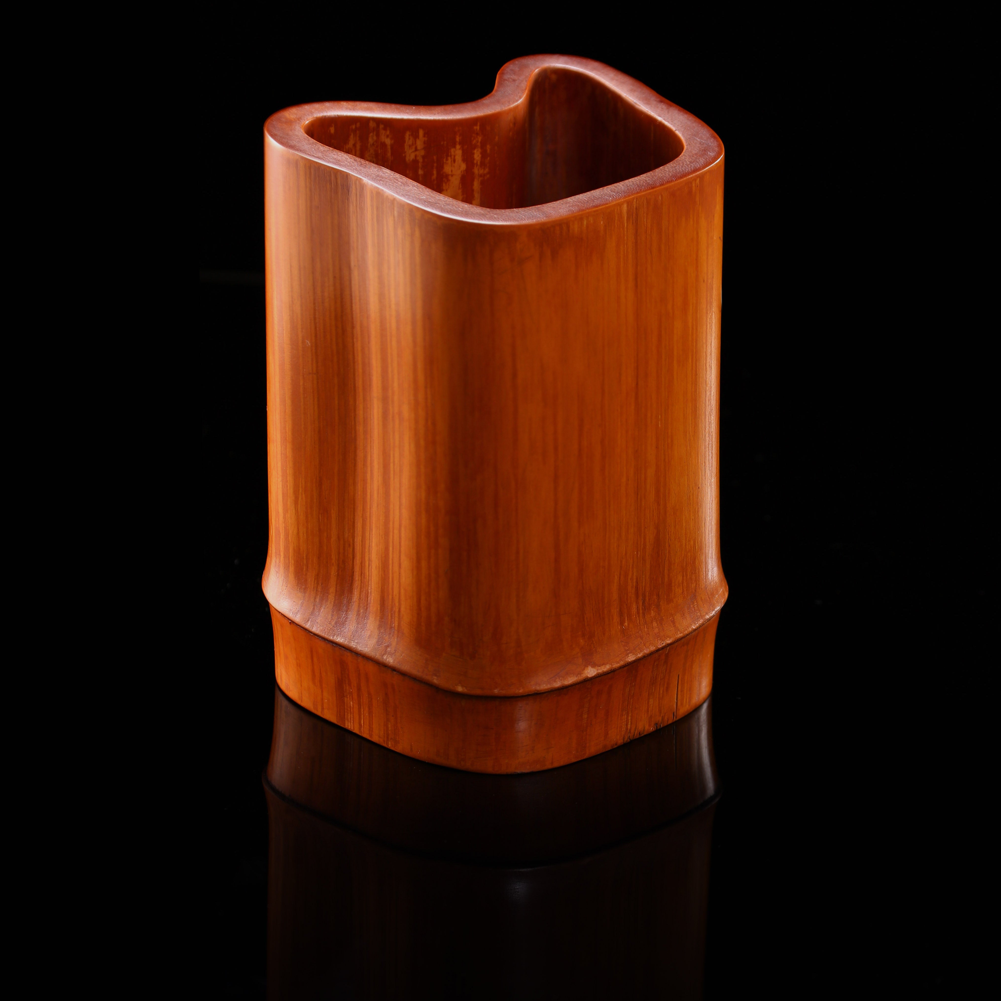 Bamboo square pen holder