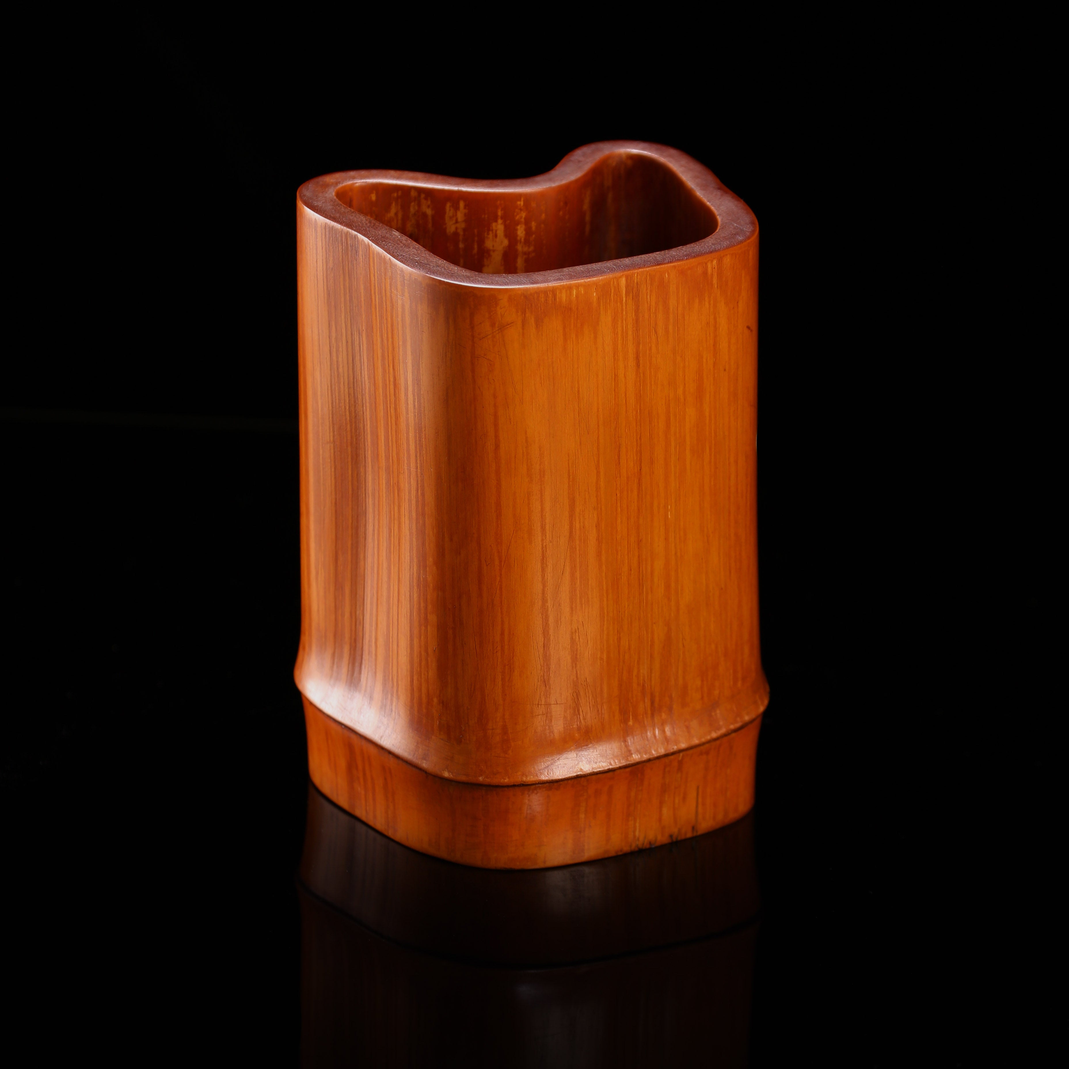 Bamboo square pen holder