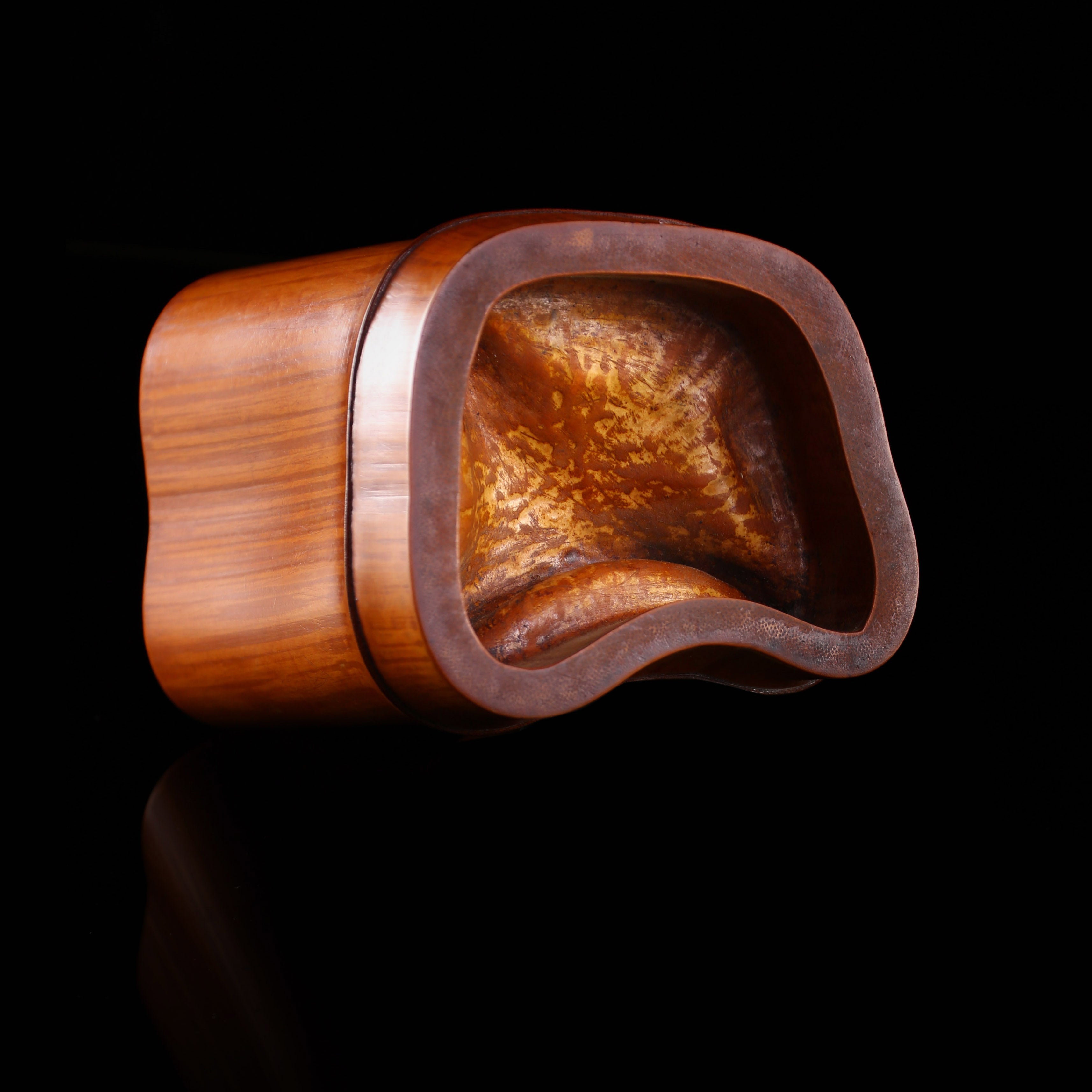 Bamboo square pen holder