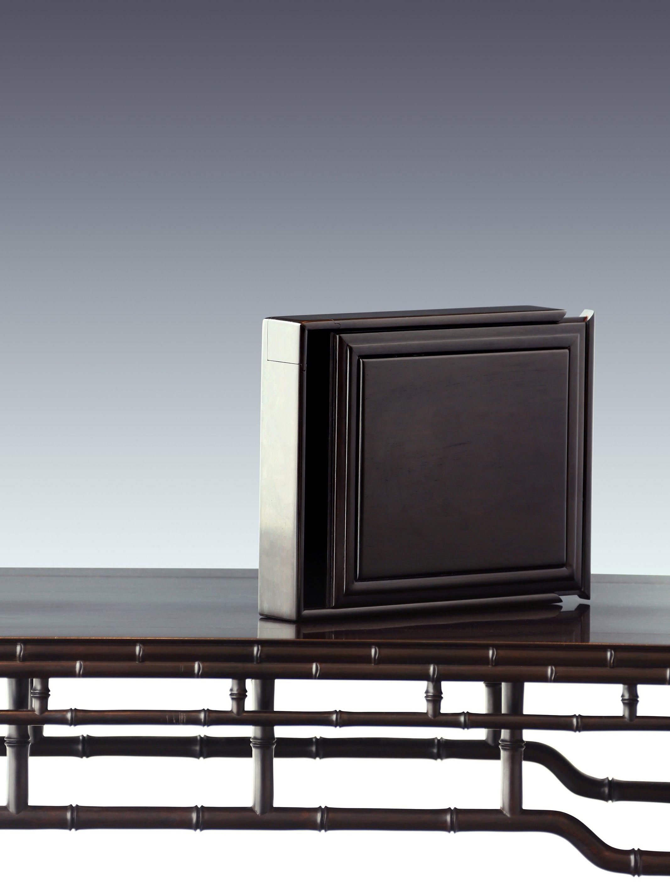 Purple sandalwood plain pull-out tea box