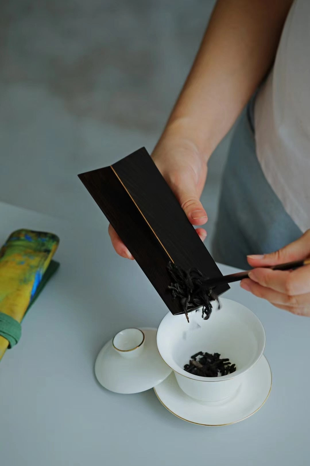 Indian rosewood tea set (three pieces)