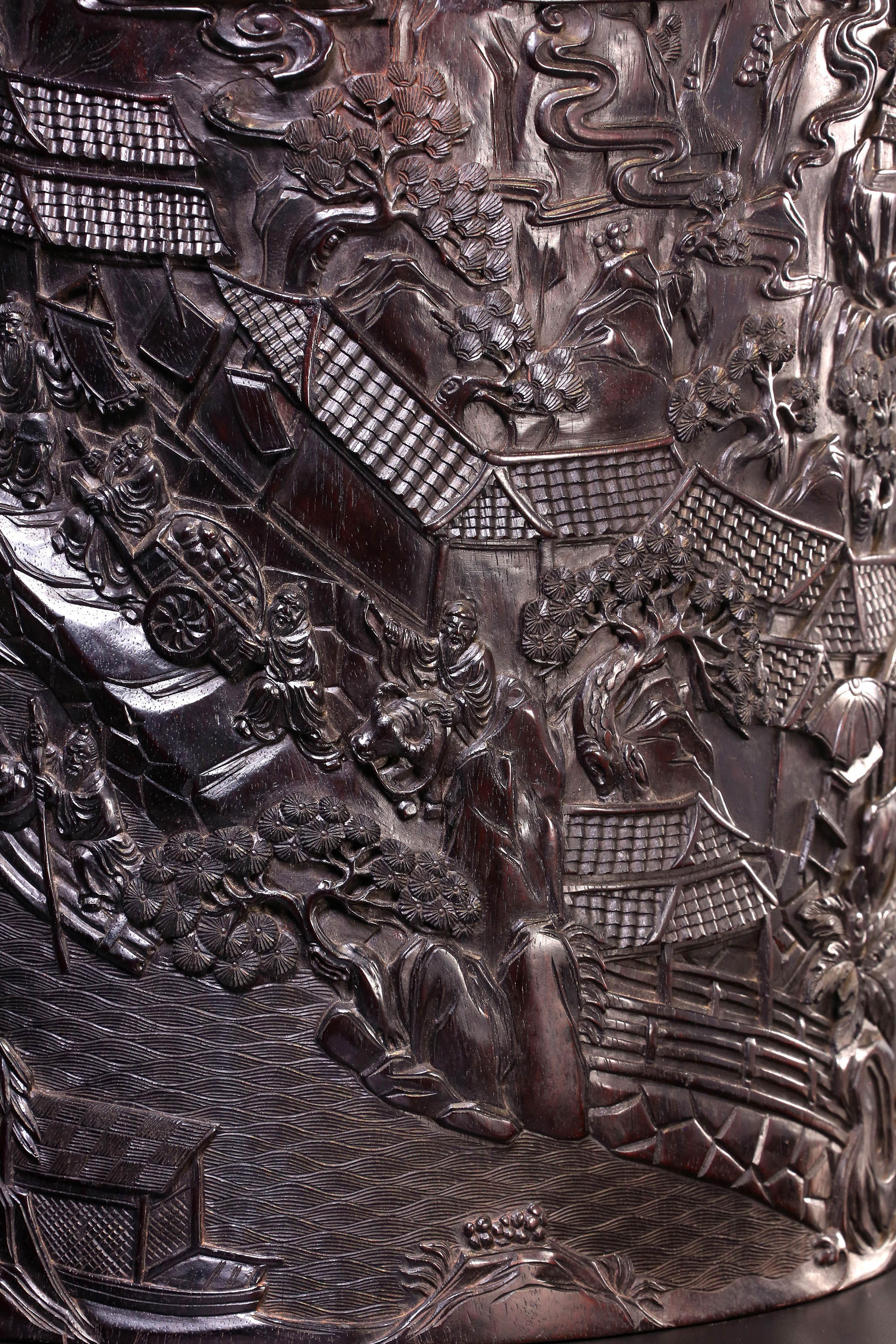 Indian rosewood brush holder depicting the Qingming Scroll