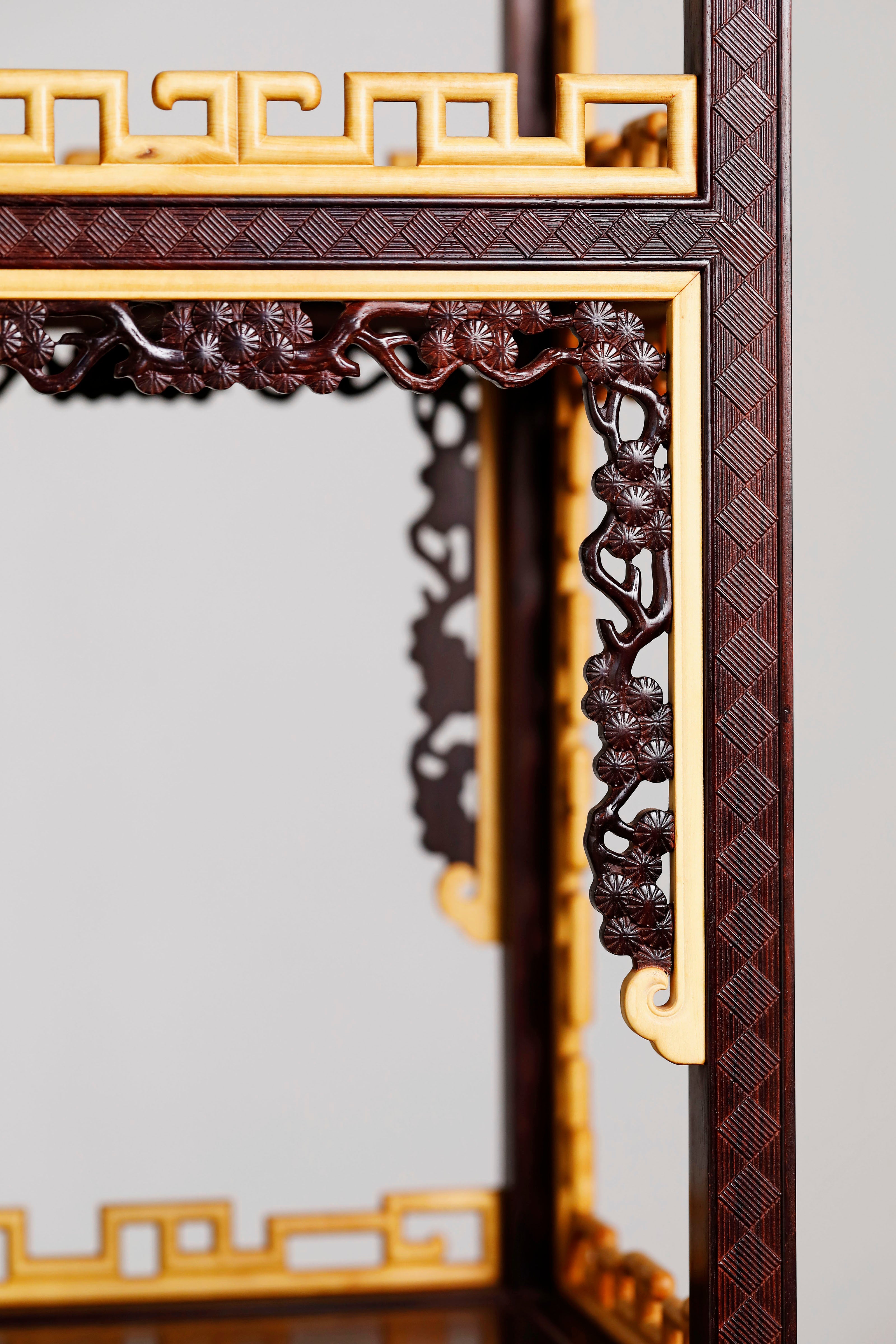 Small-leaf sandalwood inlaid table with antique display shelf