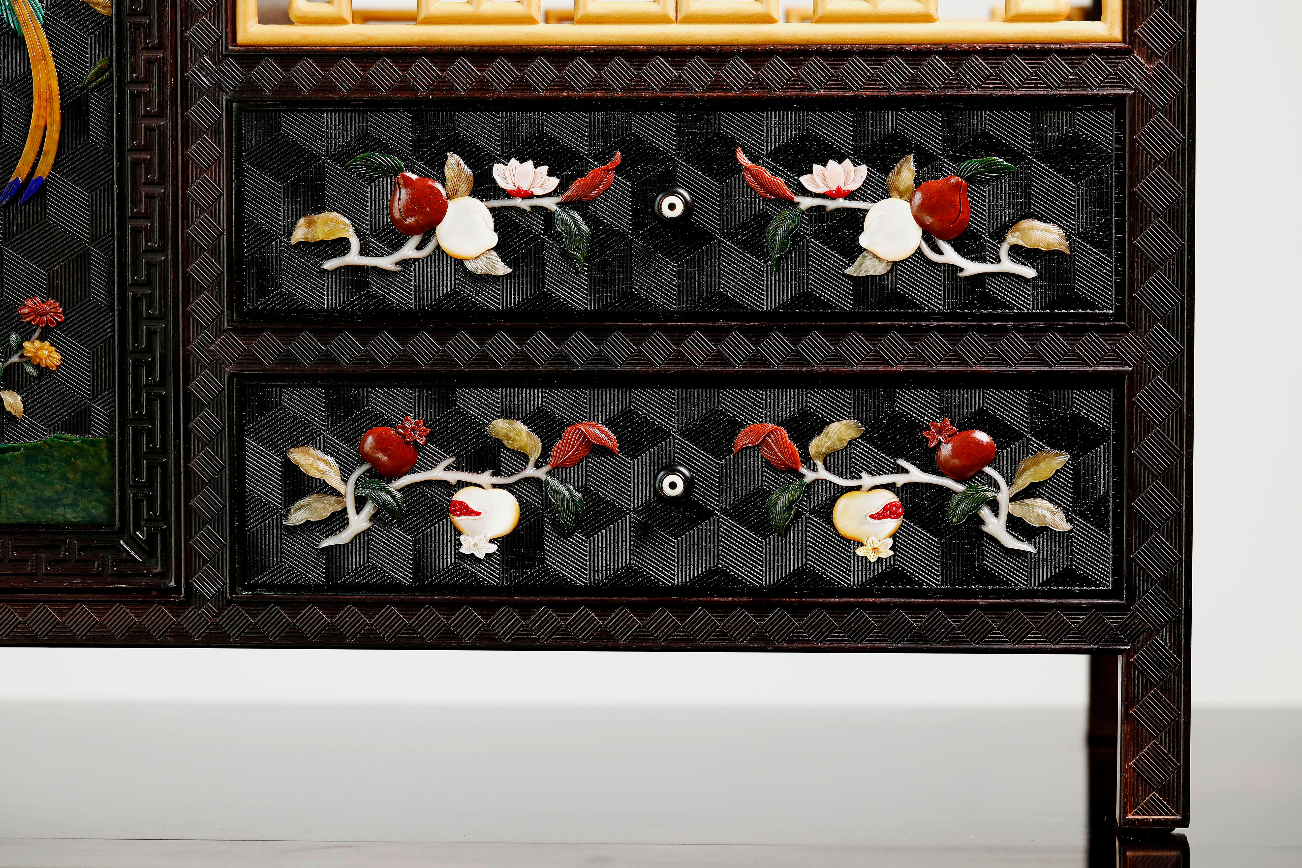 Small-leaf sandalwood inlaid table with antique display shelf