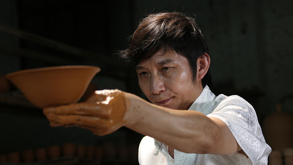 景德镇手工制瓷技艺（琢器拉坯）非遗传承人 冯绍兴