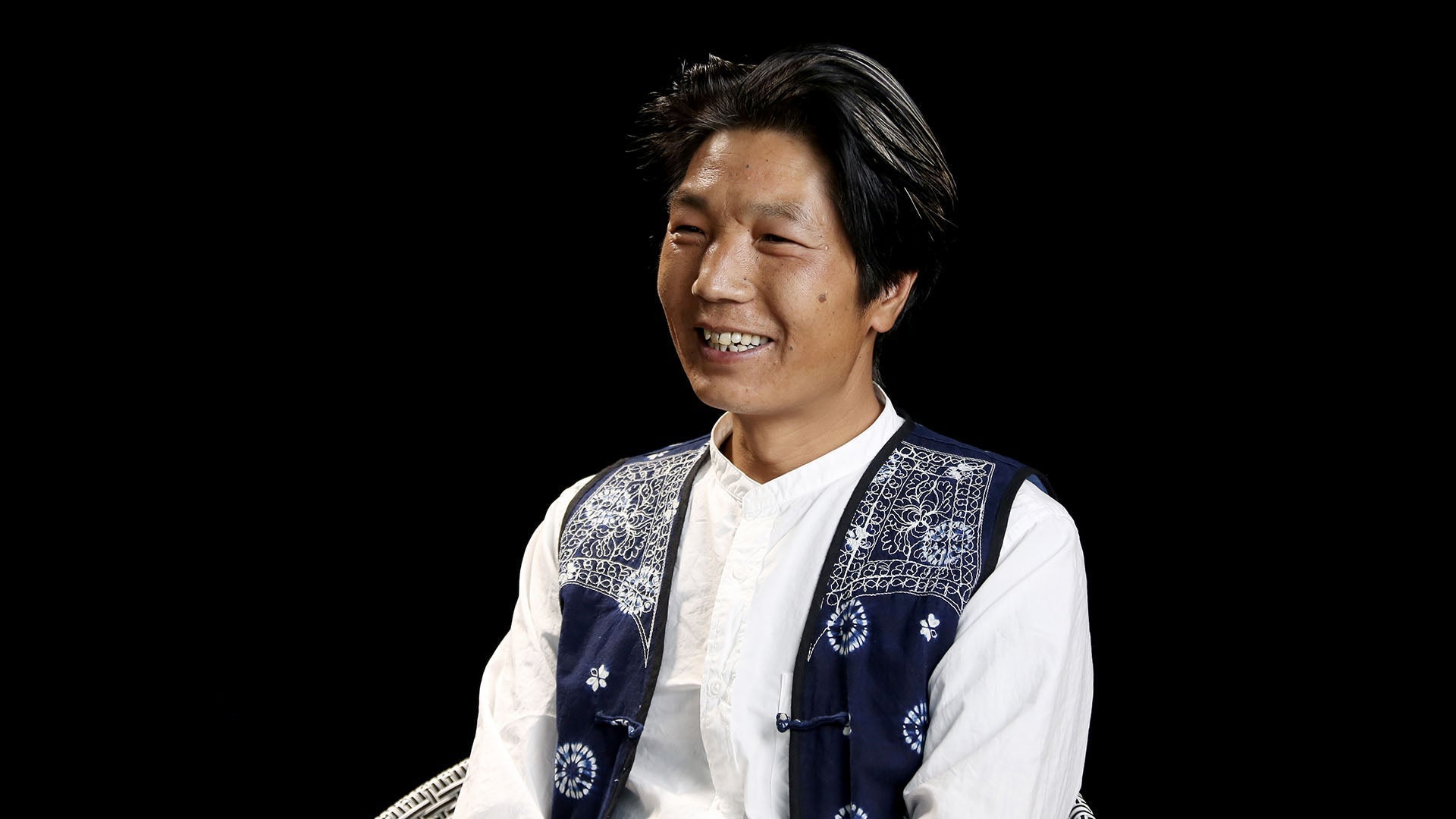 银器锻制技艺非遗传承人 李月周